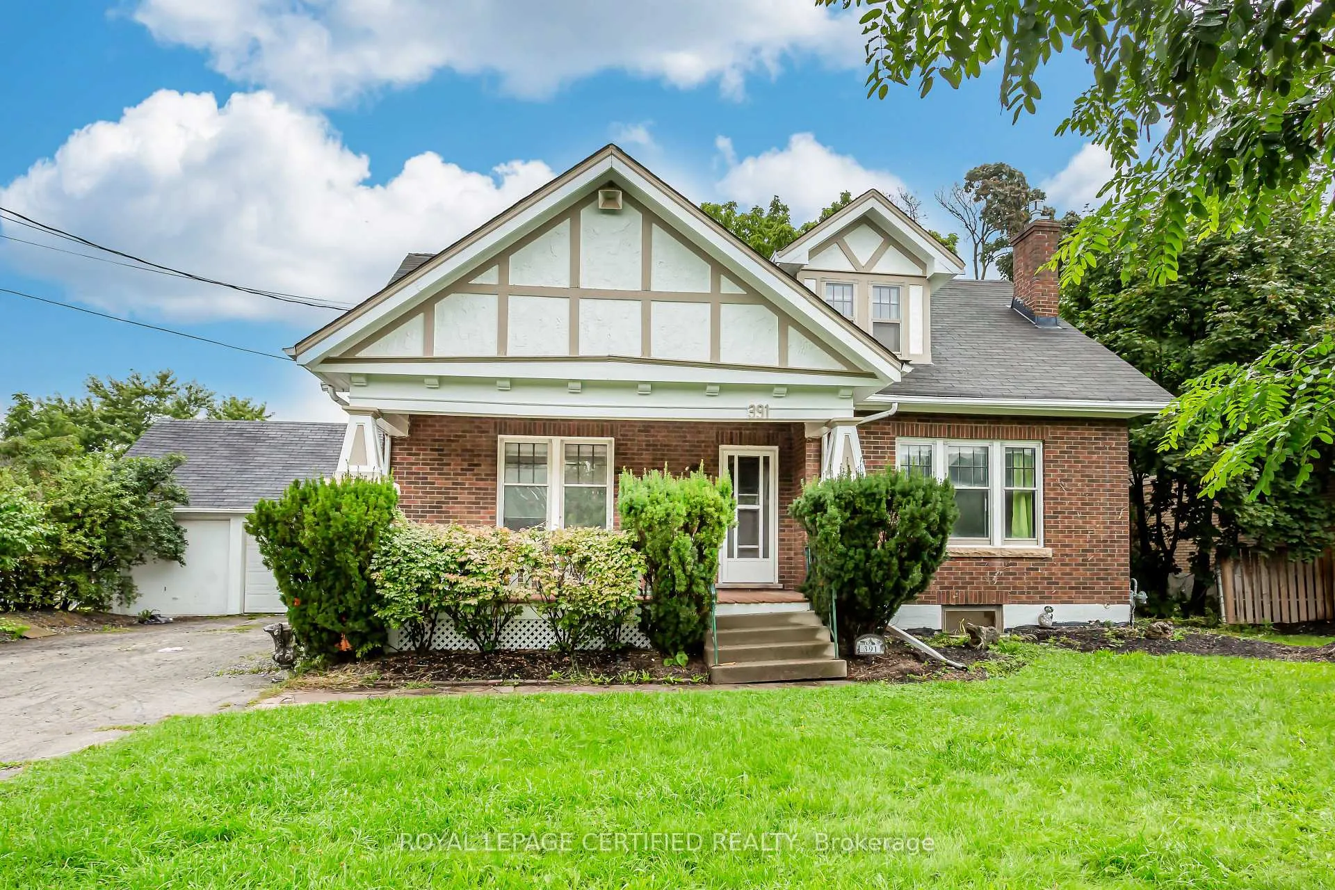 Photo 4 of 391 Dundas Street E, Hamilton, Waterdown — HOMEH