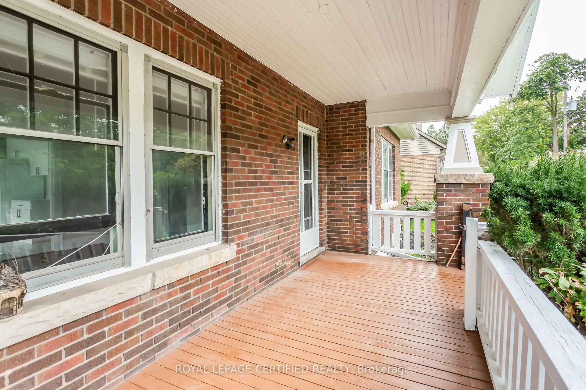 Photo 5 of 391 Dundas Street E, Hamilton, Waterdown — HOMEH