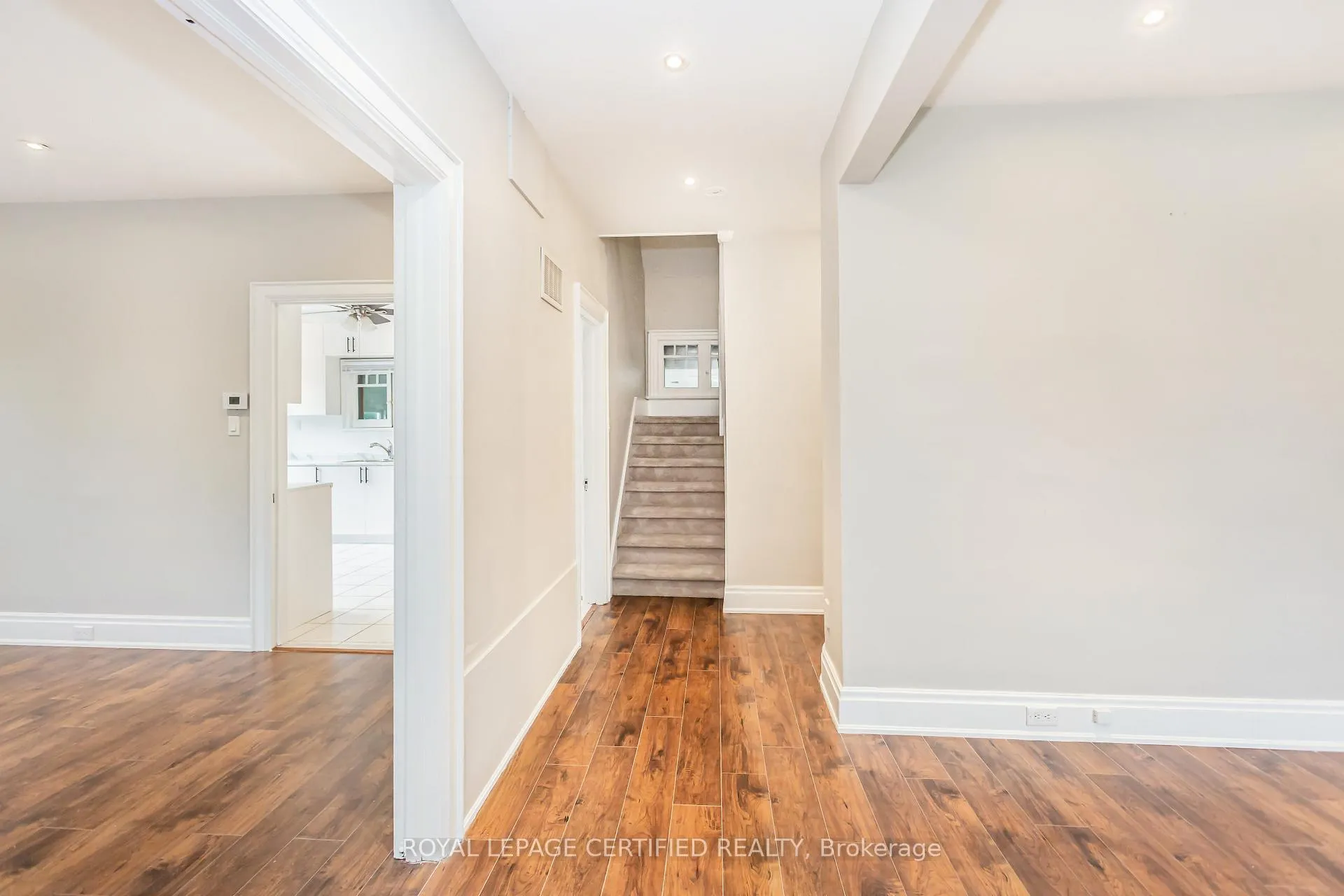 Photo 8 of 391 Dundas Street E, Hamilton, Waterdown — HOMEH