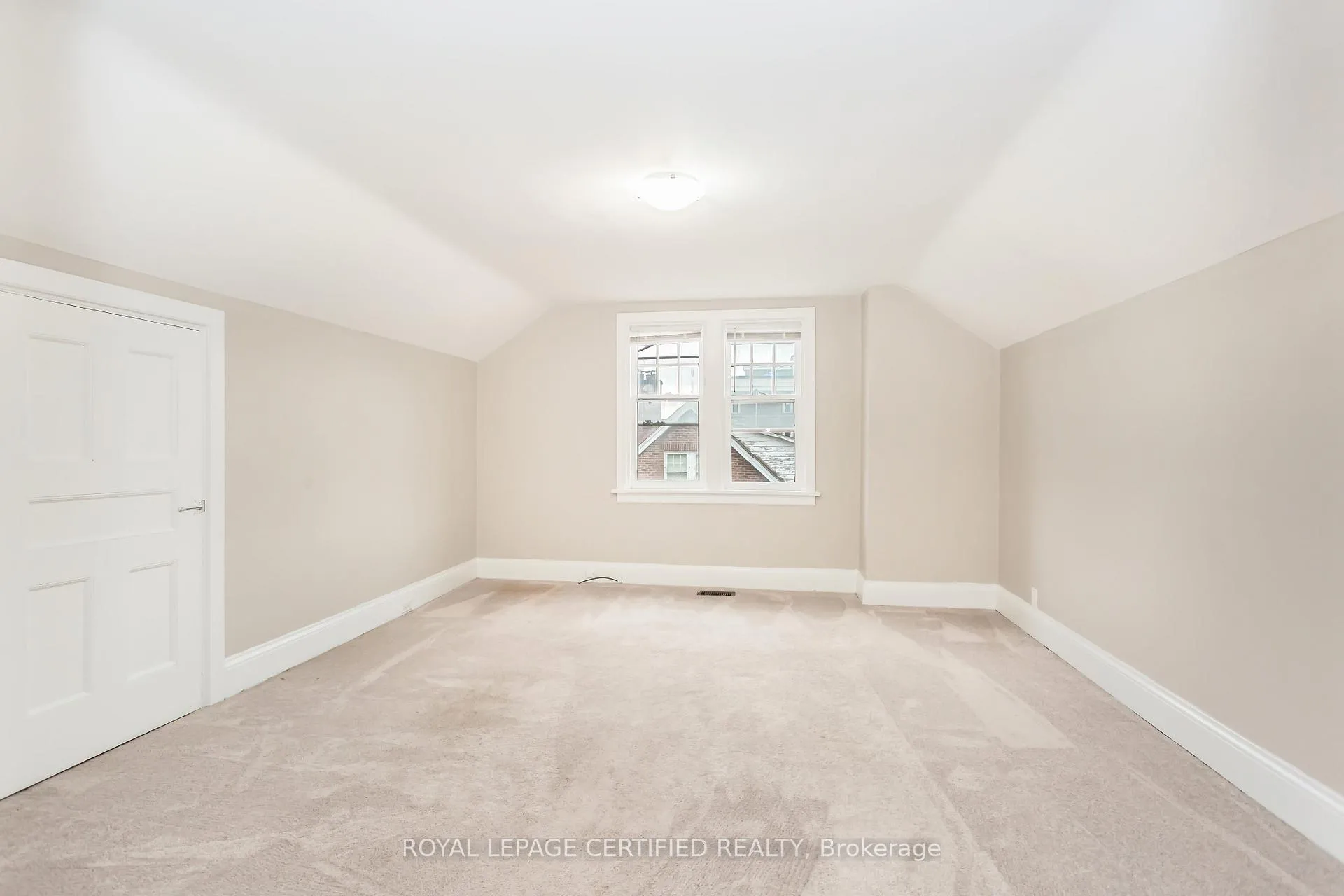 Photo 33 of 391 Dundas Street E, Hamilton, Waterdown — HOMEH
