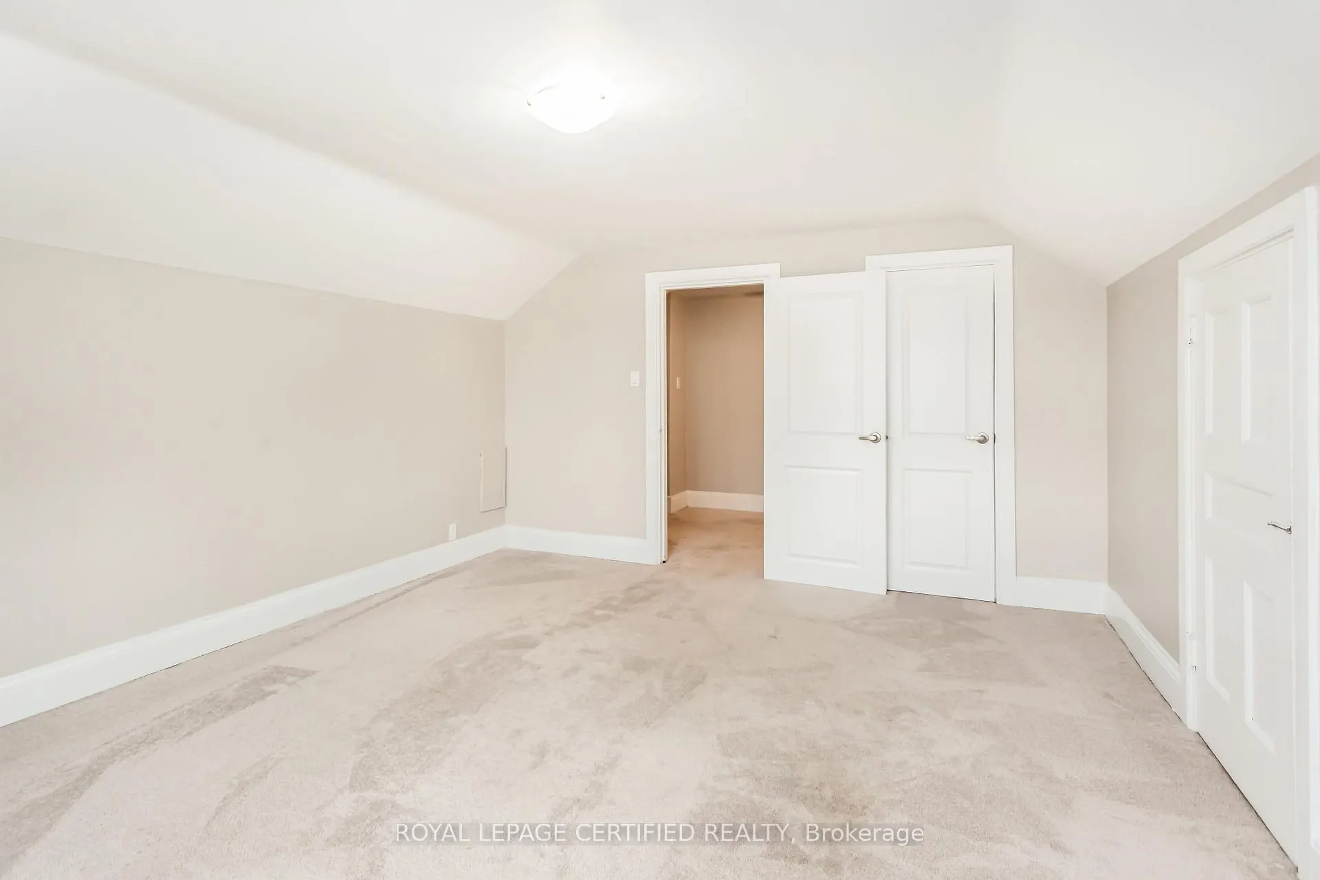 Photo 34 of 391 Dundas Street E, Hamilton, Waterdown — HOMEH