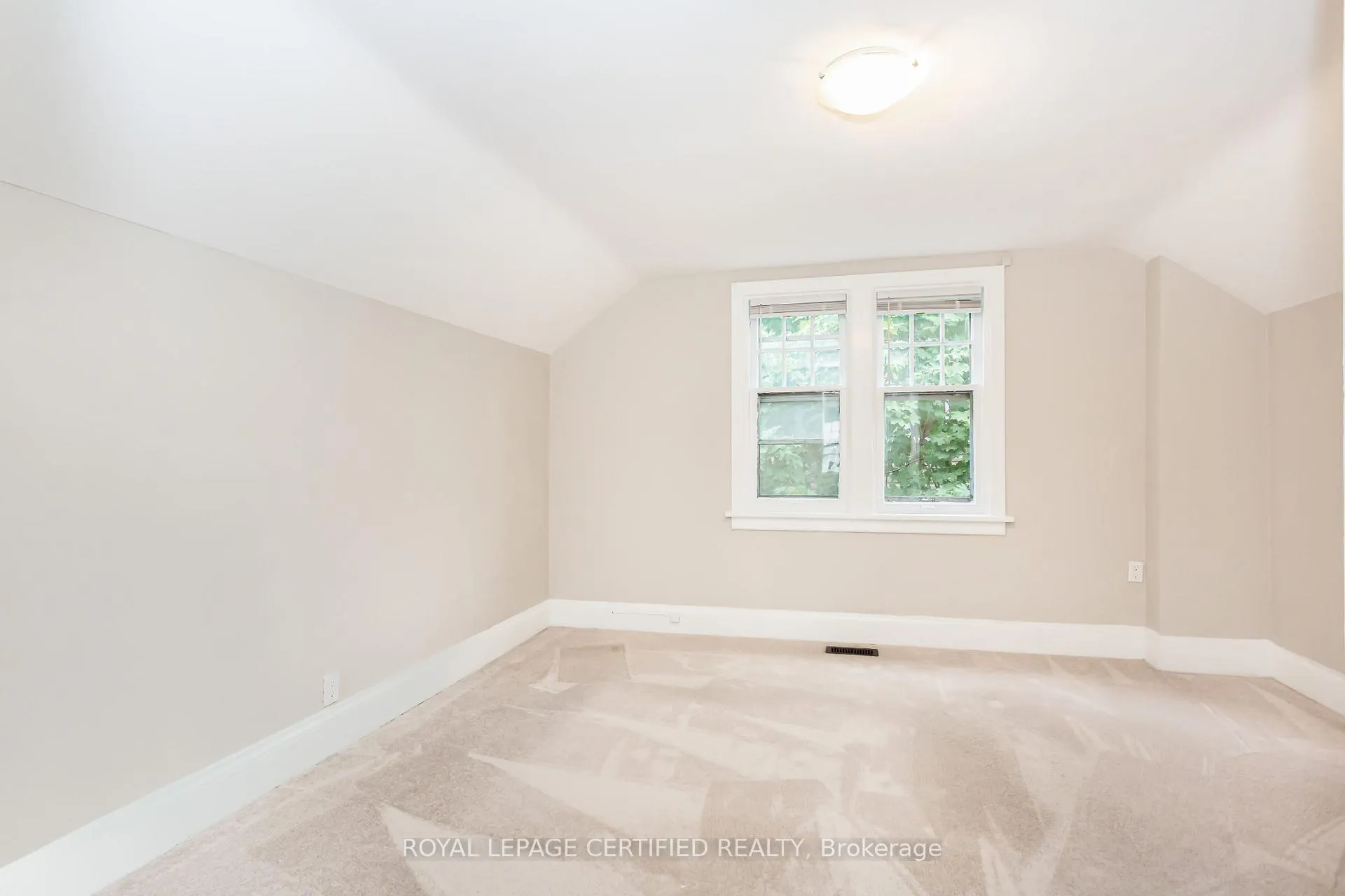 Photo 36 of 391 Dundas Street E, Hamilton, Waterdown — HOMEH