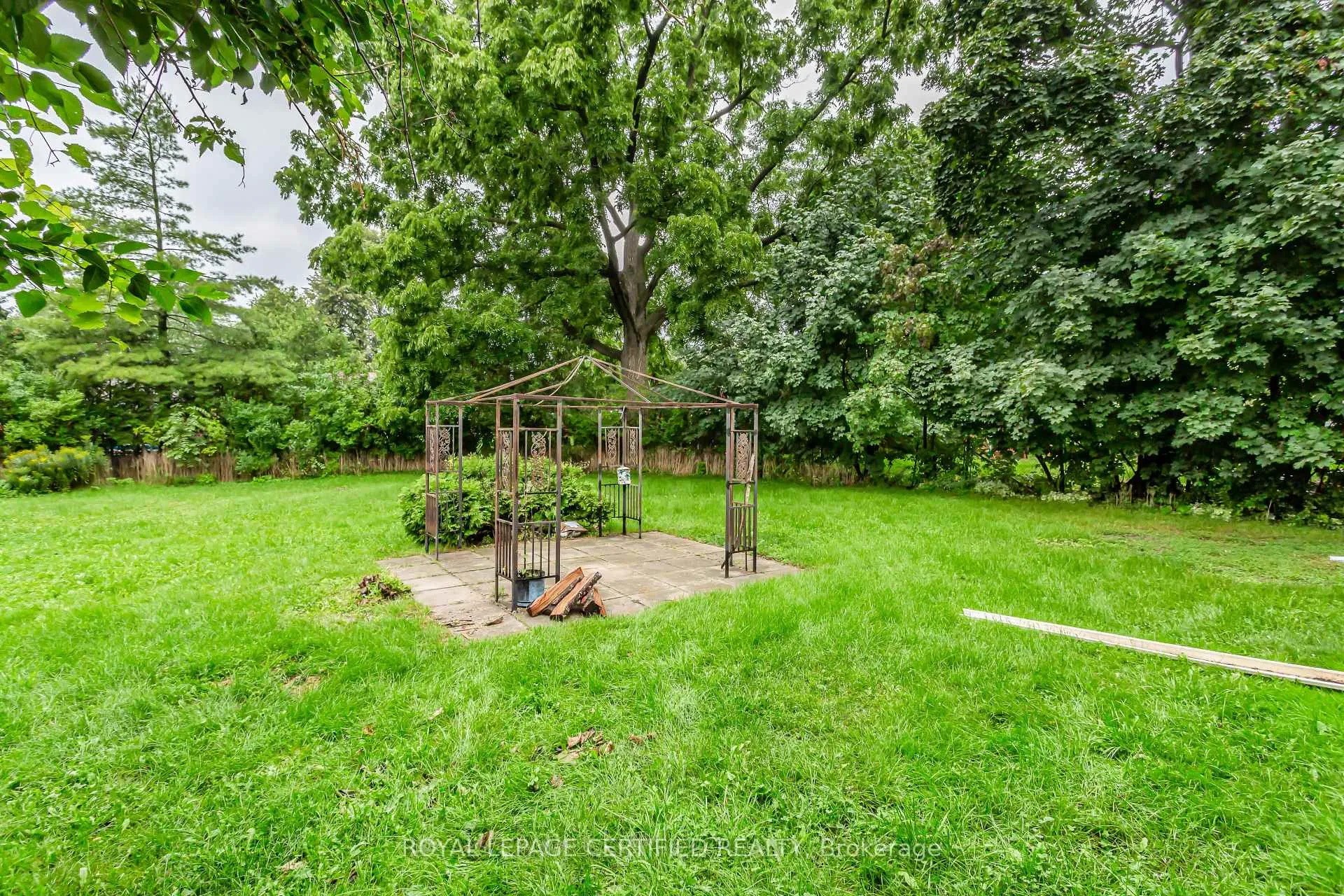 Photo 47 of 391 Dundas Street E, Hamilton, Waterdown — HOMEH