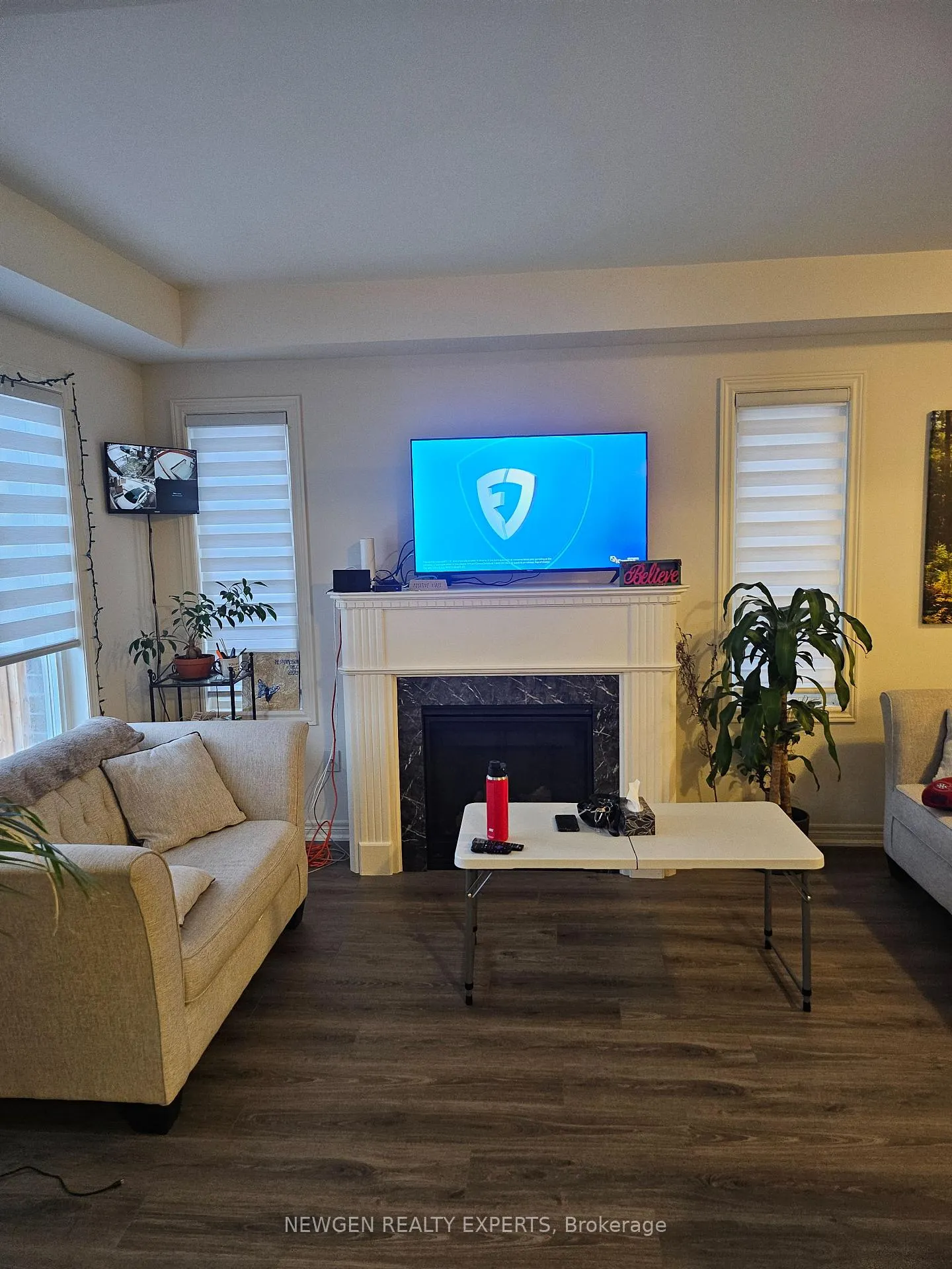 Photo 3 of 36 Ebenezer Drive, Hamilton, Waterdown — HOMEH