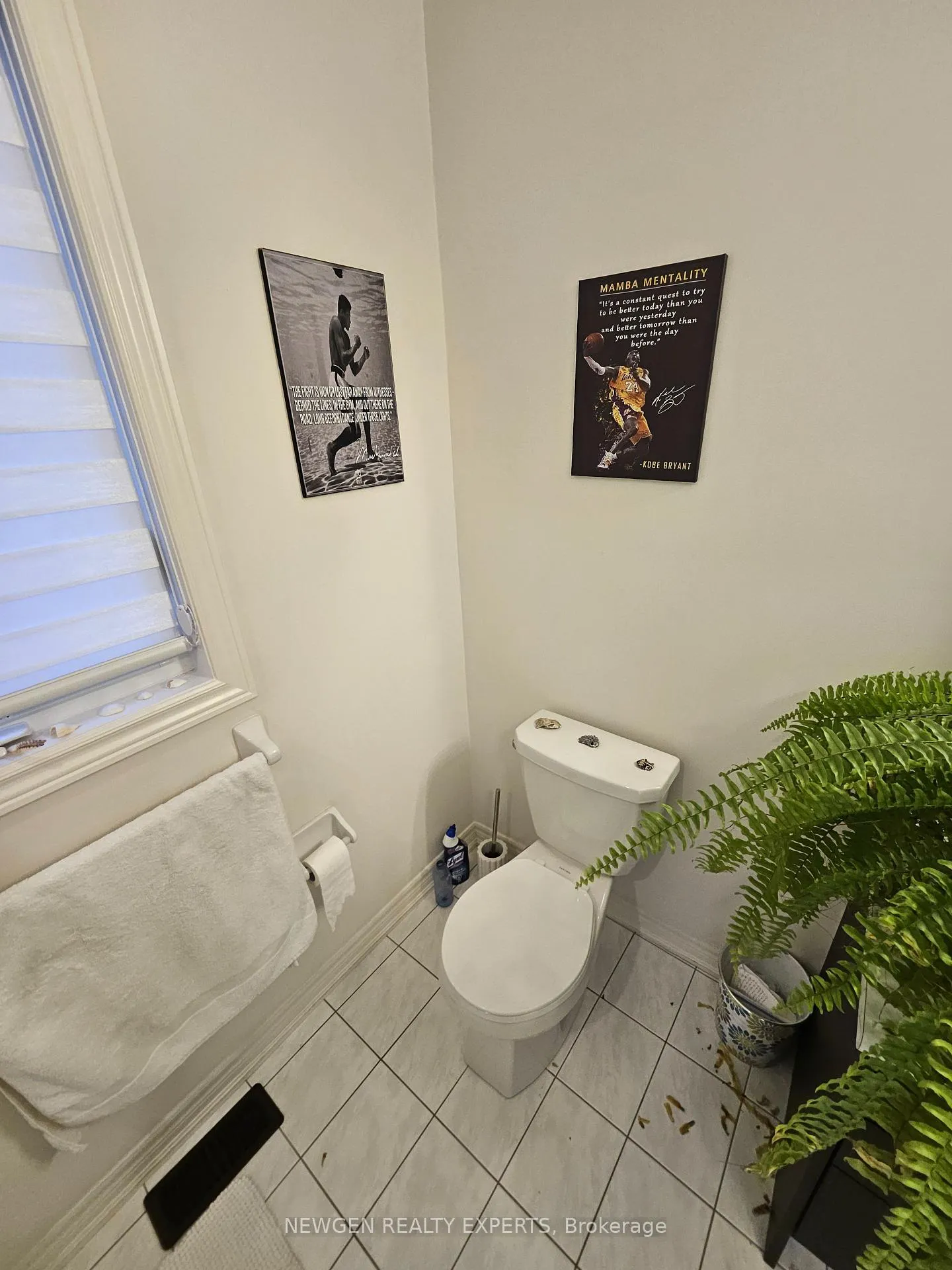 Photo 10 of 36 Ebenezer Drive, Hamilton, Waterdown — HOMEH