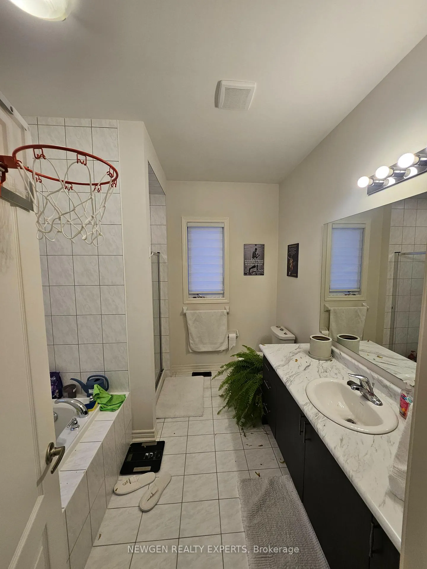 Photo 11 of 36 Ebenezer Drive, Hamilton, Waterdown — HOMEH