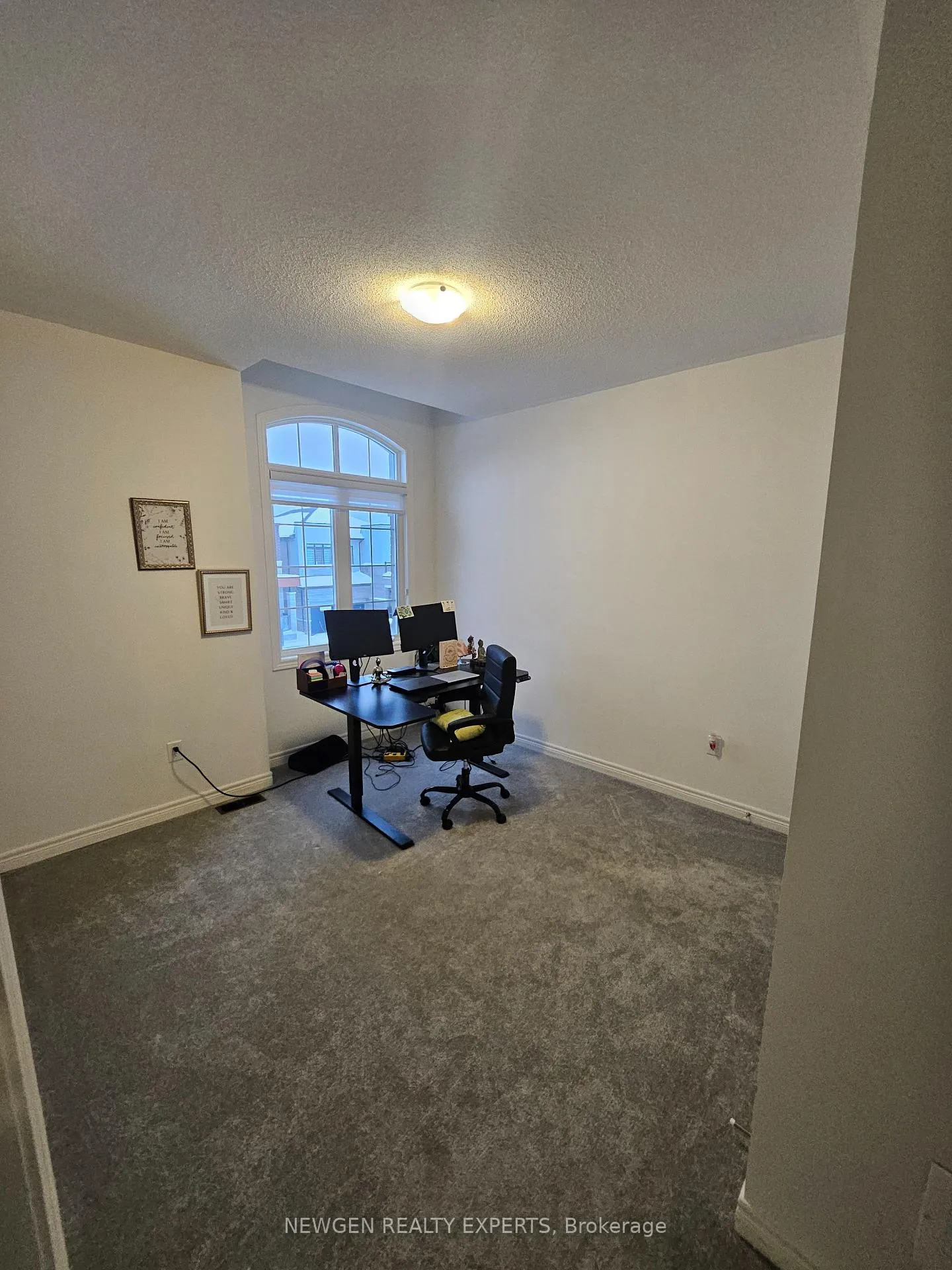 Photo 16 of 36 Ebenezer Drive, Hamilton, Waterdown — HOMEH