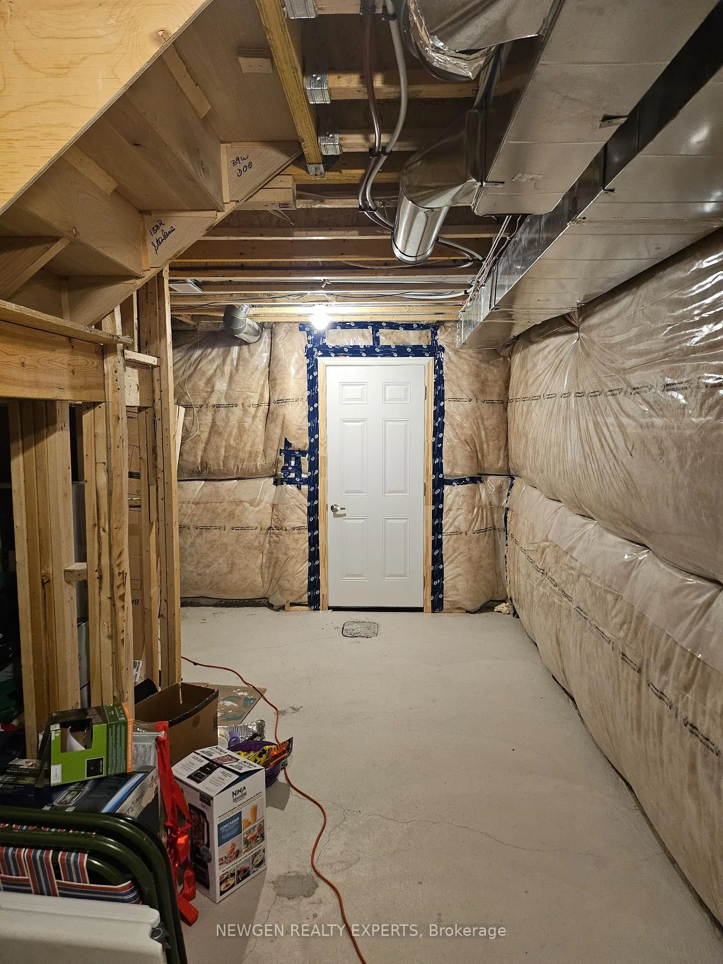Photo 24 of 36 Ebenezer Drive, Hamilton, Waterdown — HOMEH