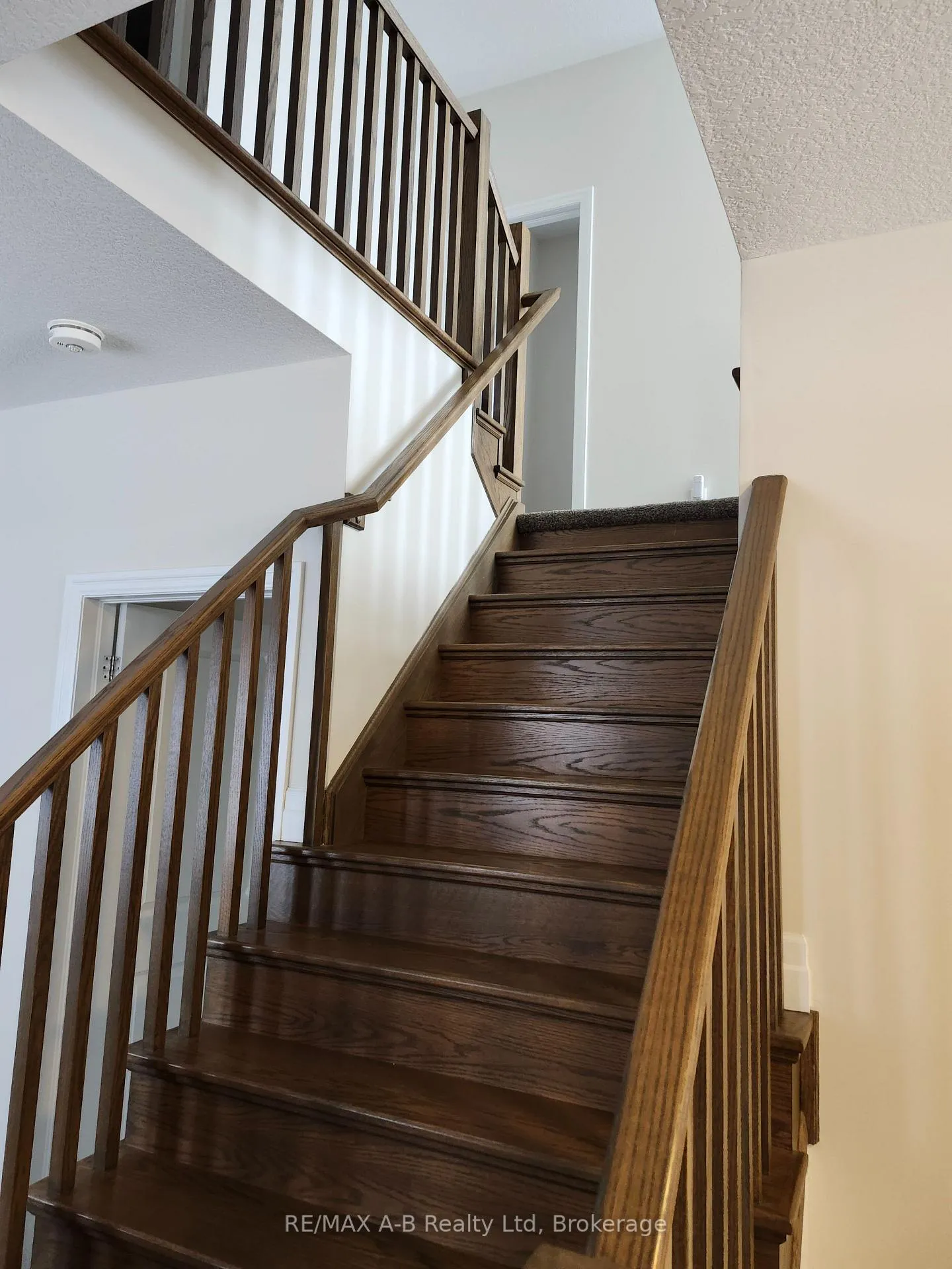 Photo 10 of 201 Bradshaw Drive, Stratford — HOMEH