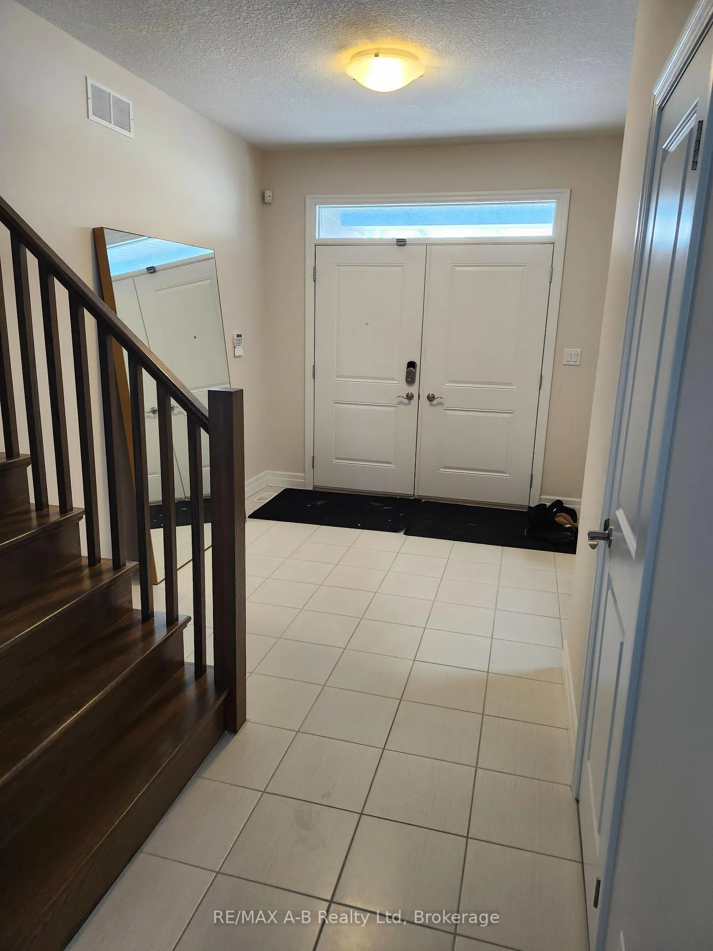 Photo 12 of 201 Bradshaw Drive, Stratford — HOMEH