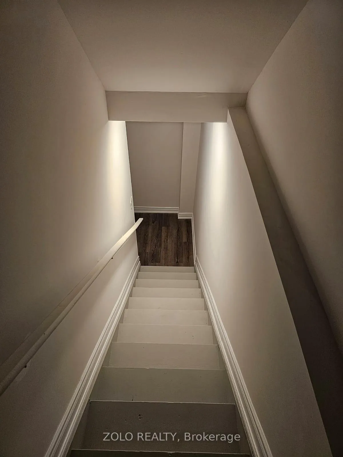 Photo 14 of Unit #Basement, 6 Valleybrook Road, Barrie, Rural Barrie Southeast — HOMEH