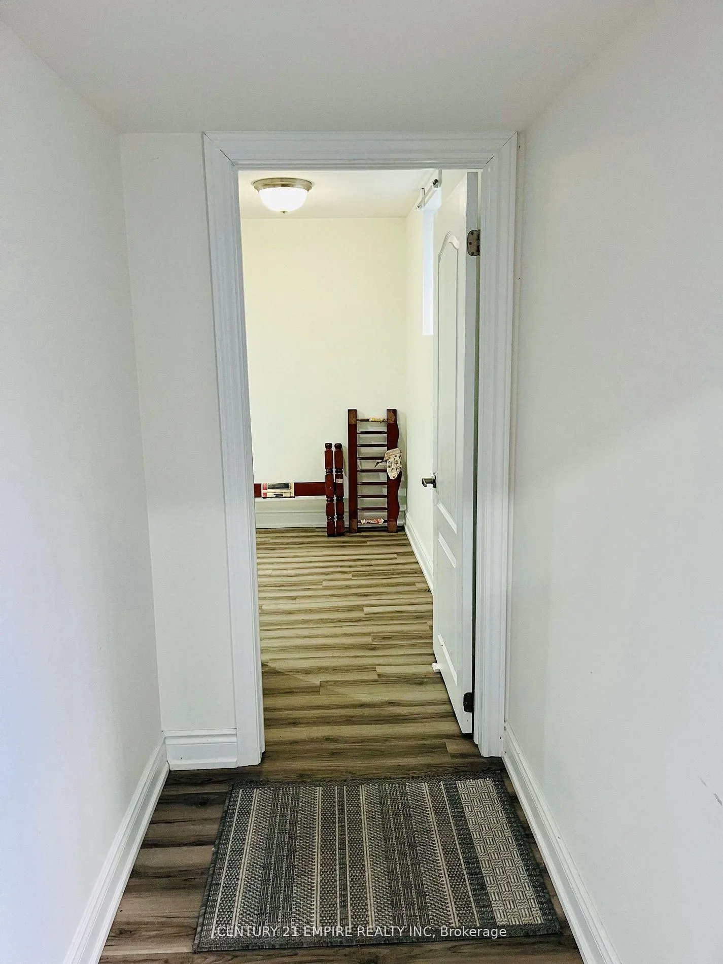 Photo 10 of Unit Bsmt, 162 Decker Hollow Circle, Brampton, Credit Valley — HOMEH