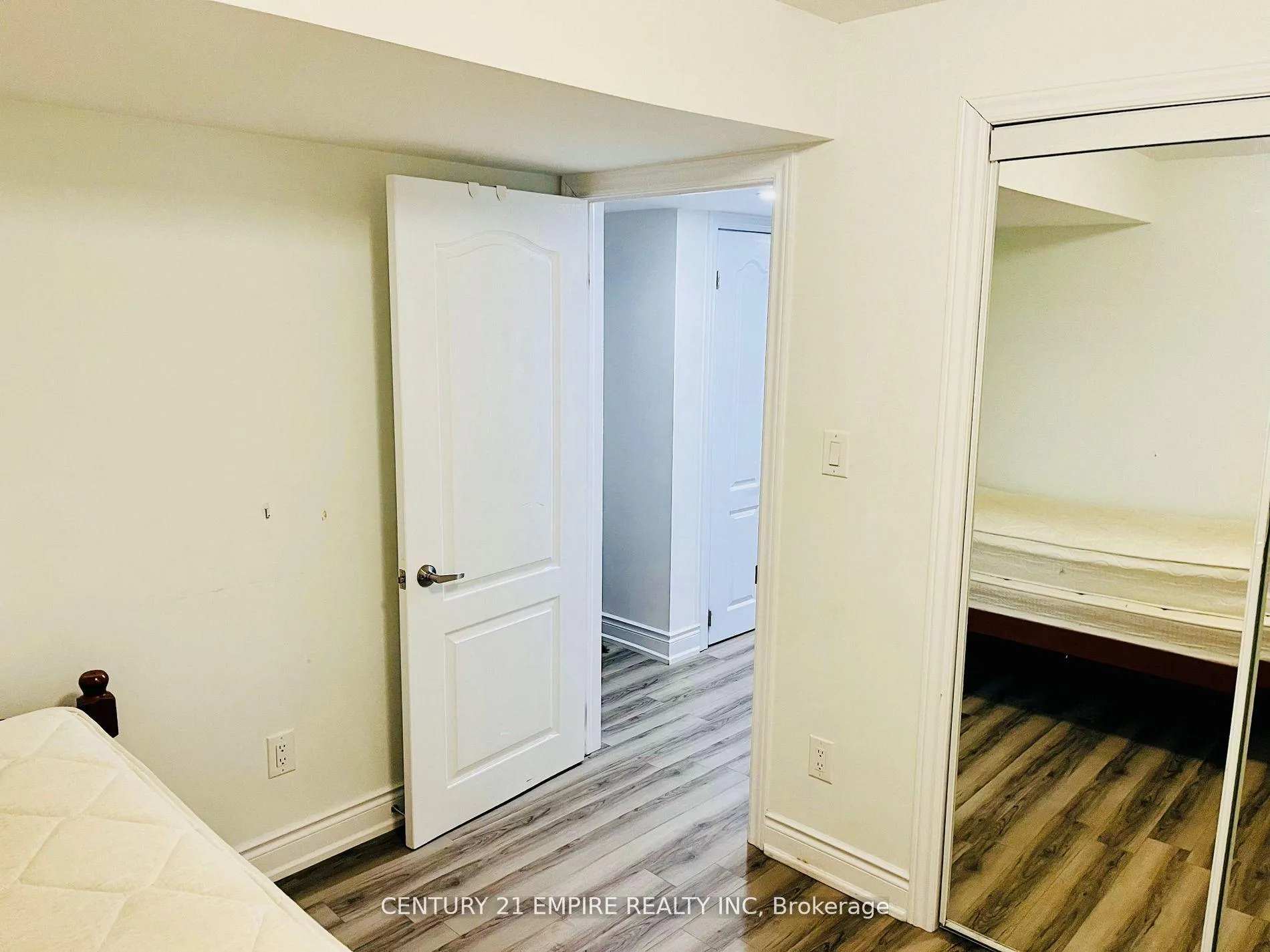 Photo 16 of Unit Bsmt, 162 Decker Hollow Circle, Brampton, Credit Valley — HOMEH