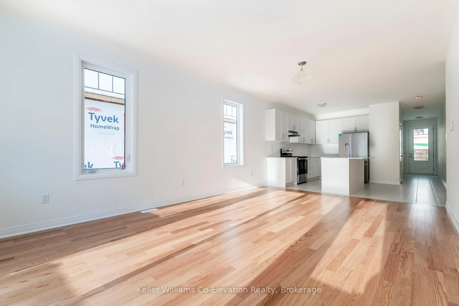 Photo 14 of 547 Hudson Crescent, Midland — HOMEH