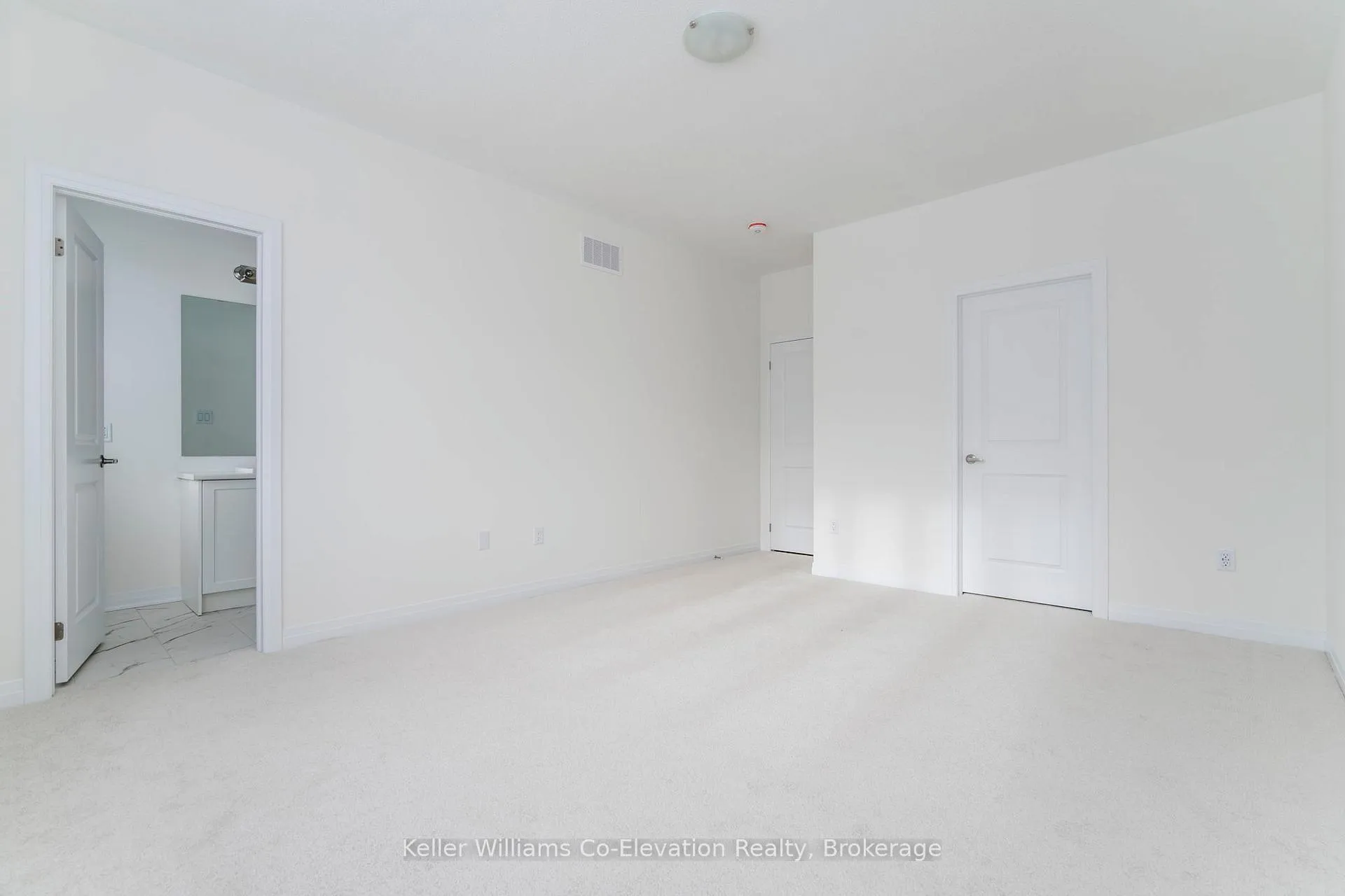 Photo 19 of 547 Hudson Crescent, Midland — HOMEH