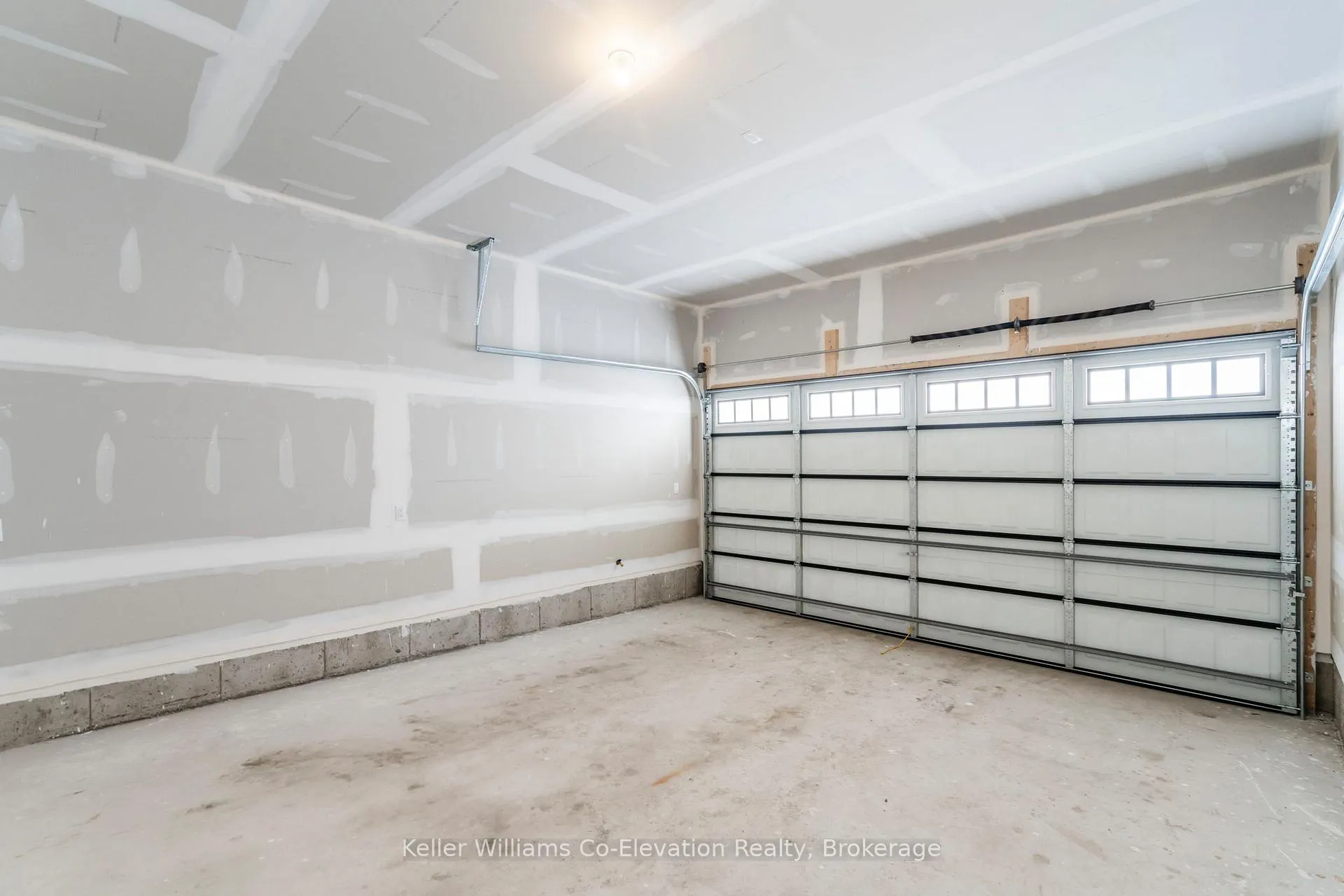 Photo 27 of 547 Hudson Crescent, Midland — HOMEH