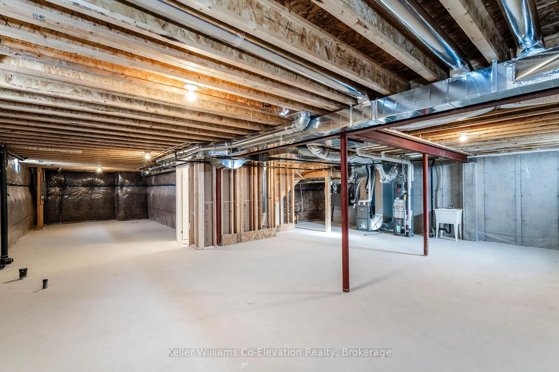 Photo 29 of 547 Hudson Crescent, Midland — HOMEH
