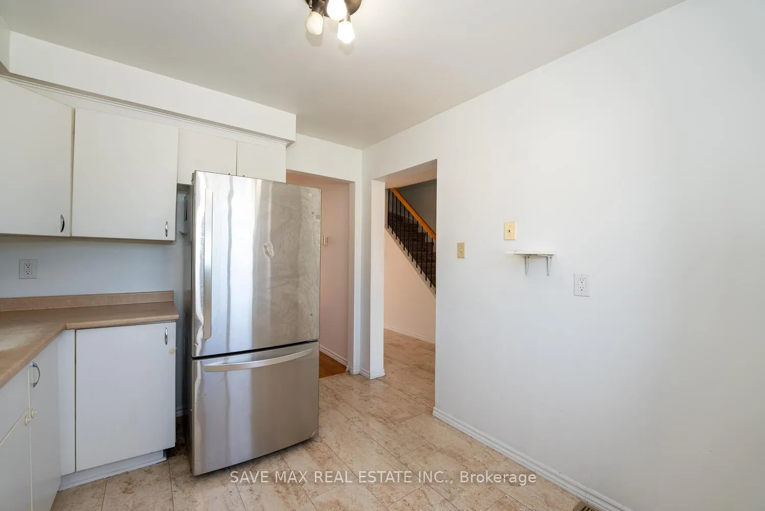 Photo 12 of 62 Moregate Crescent, Brampton, Central Park — HOMEH
