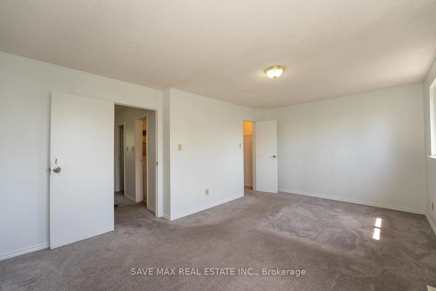 Photo 16 of 62 Moregate Crescent, Brampton, Central Park — HOMEH