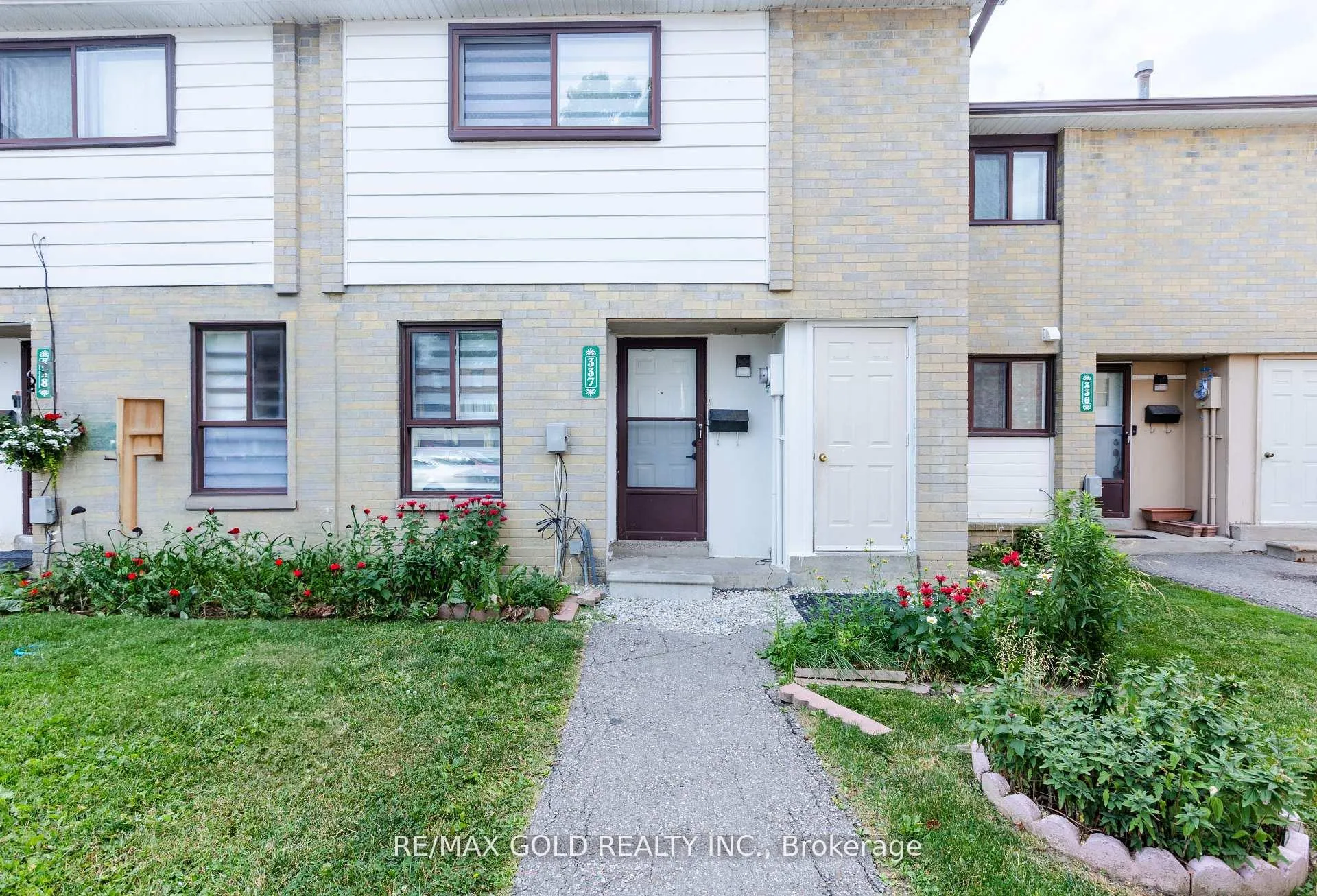 Photo 2 of 337 Fleetwood Crescent, Brampton, Southgate — HOMEH