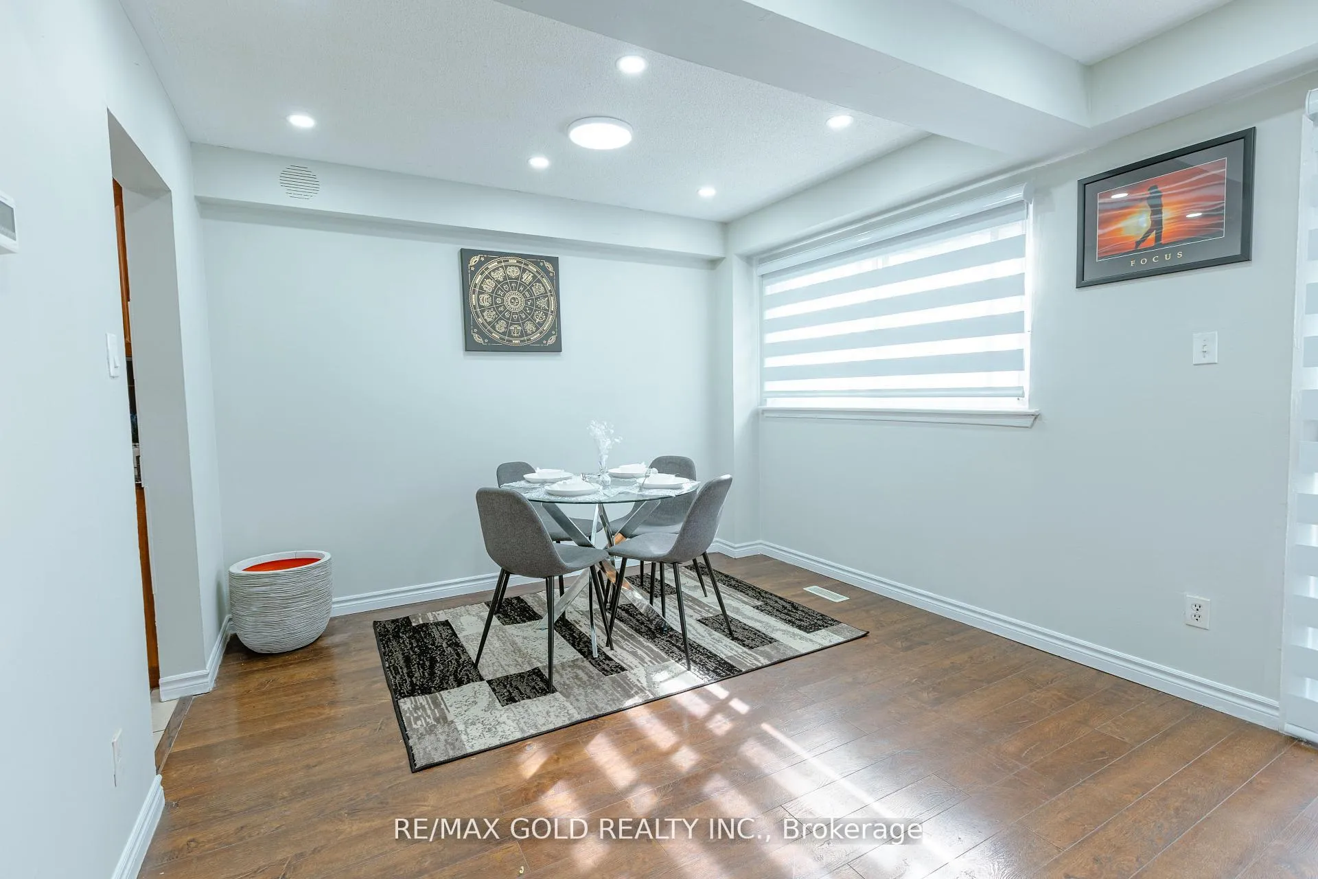 Photo 6 of 337 Fleetwood Crescent, Brampton, Southgate — HOMEH