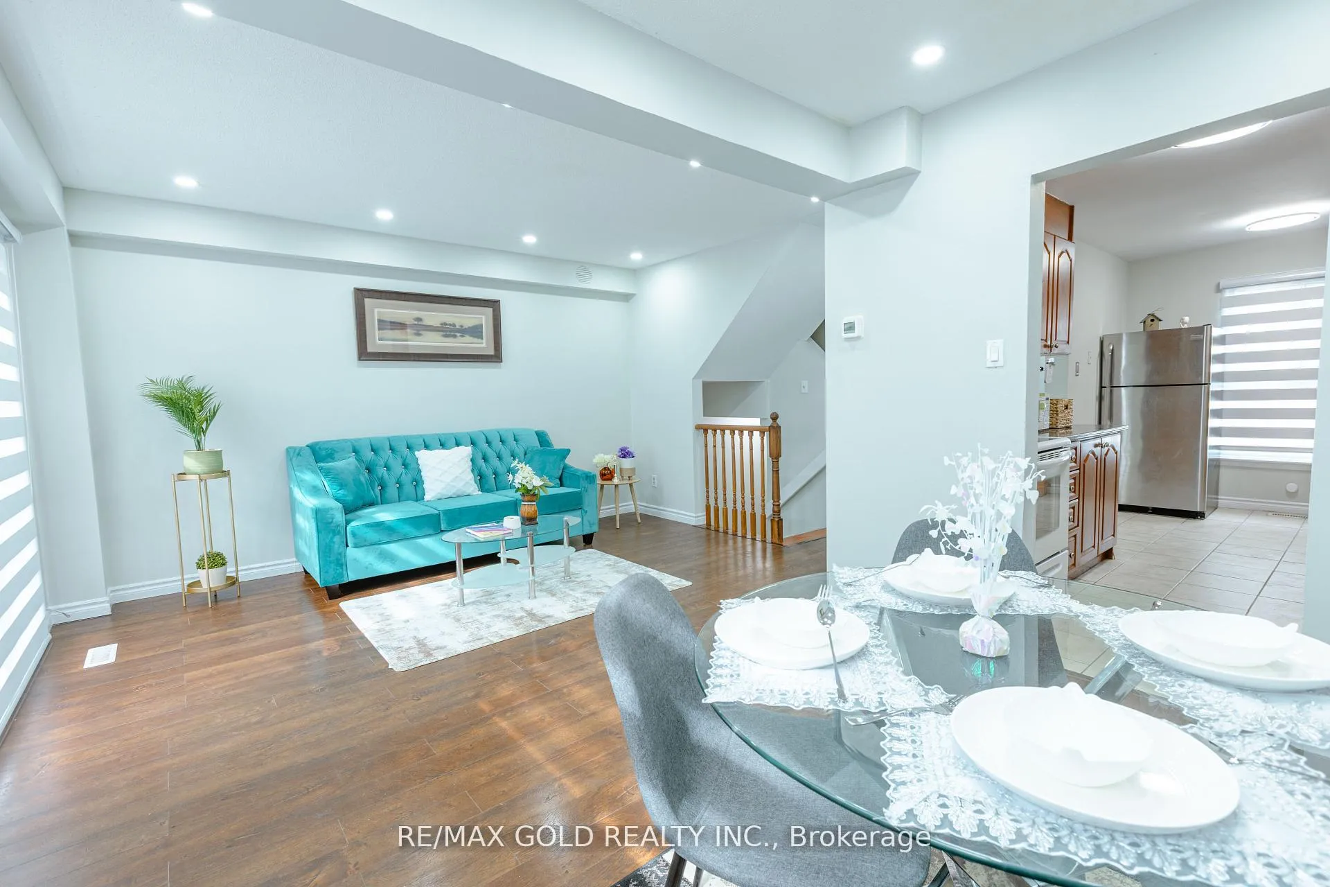 Photo 9 of 337 Fleetwood Crescent, Brampton, Southgate — HOMEH
