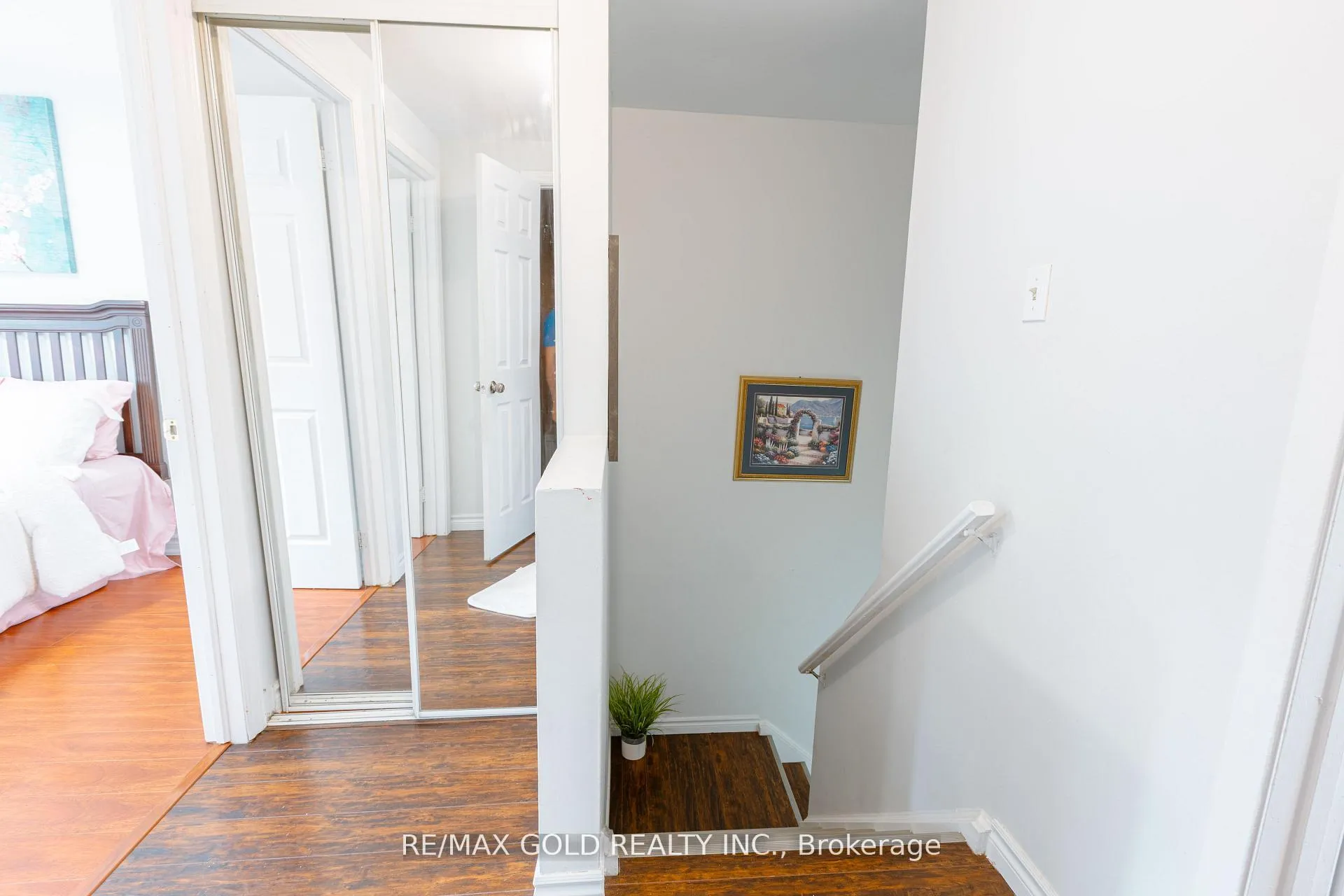 Photo 23 of 337 Fleetwood Crescent, Brampton, Southgate — HOMEH