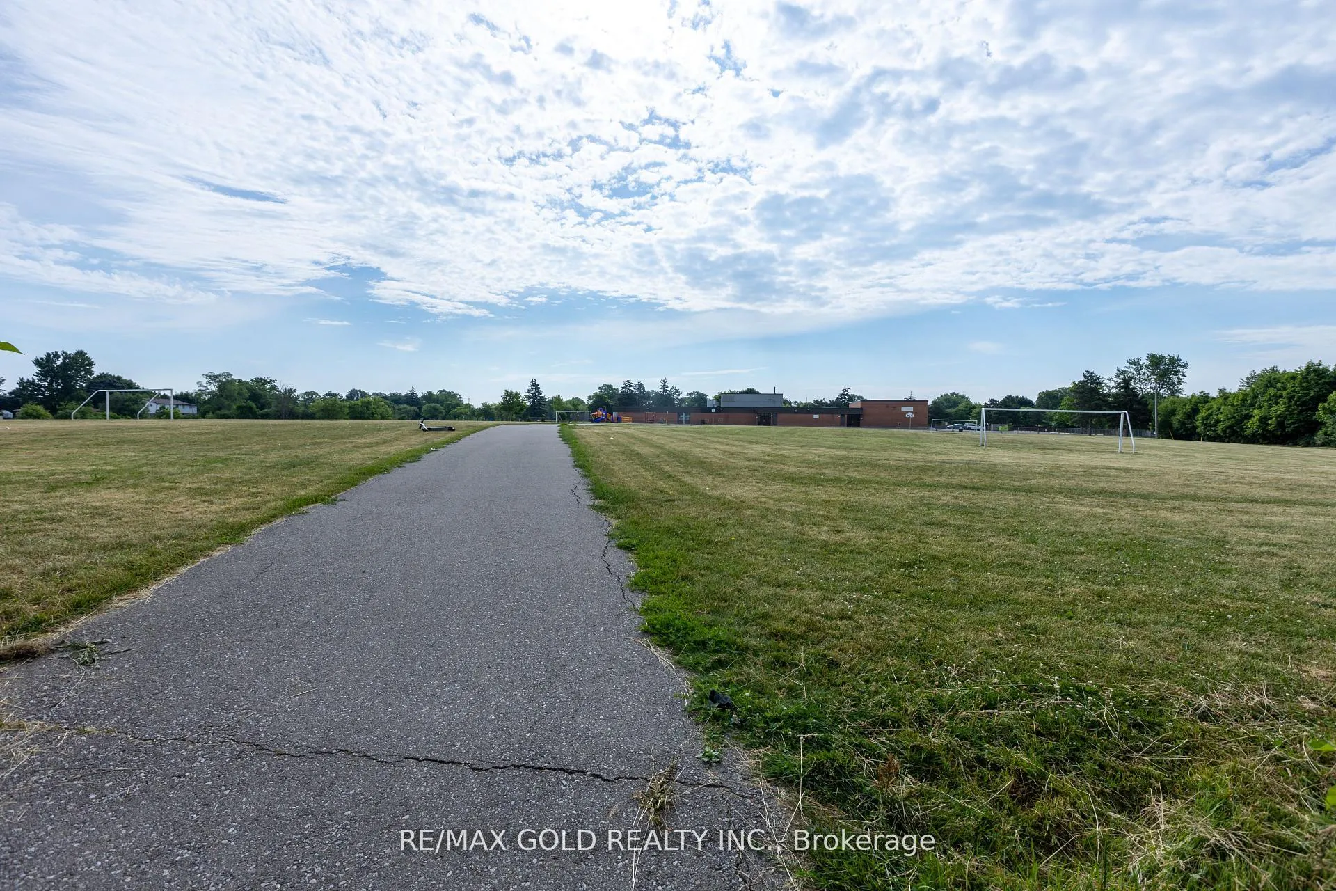 Photo 31 of 337 Fleetwood Crescent, Brampton, Southgate — HOMEH