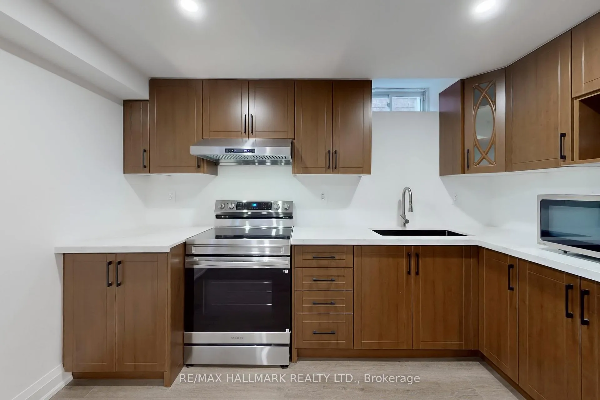Photo 5 of Unit Basement, 4 Spiker Street, Markham, Village Green-South Unionville — HOMEH