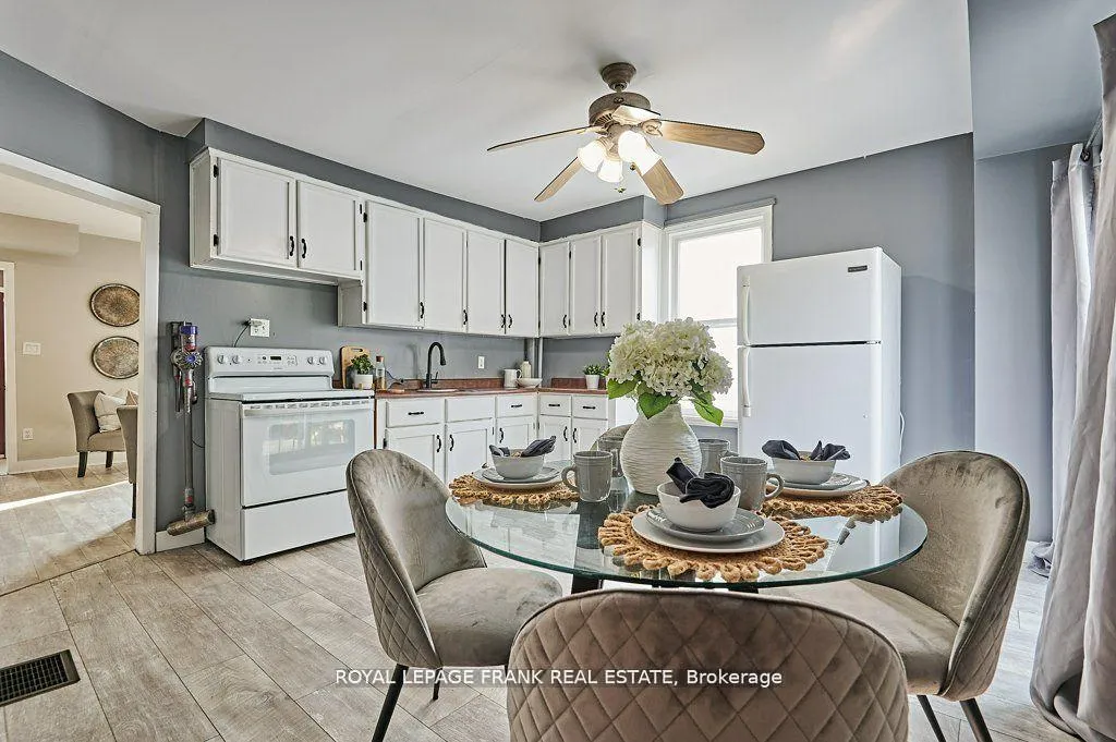 Photo 15 of 493 St. Lawrence Avenue, Oshawa, Central — HOMEH