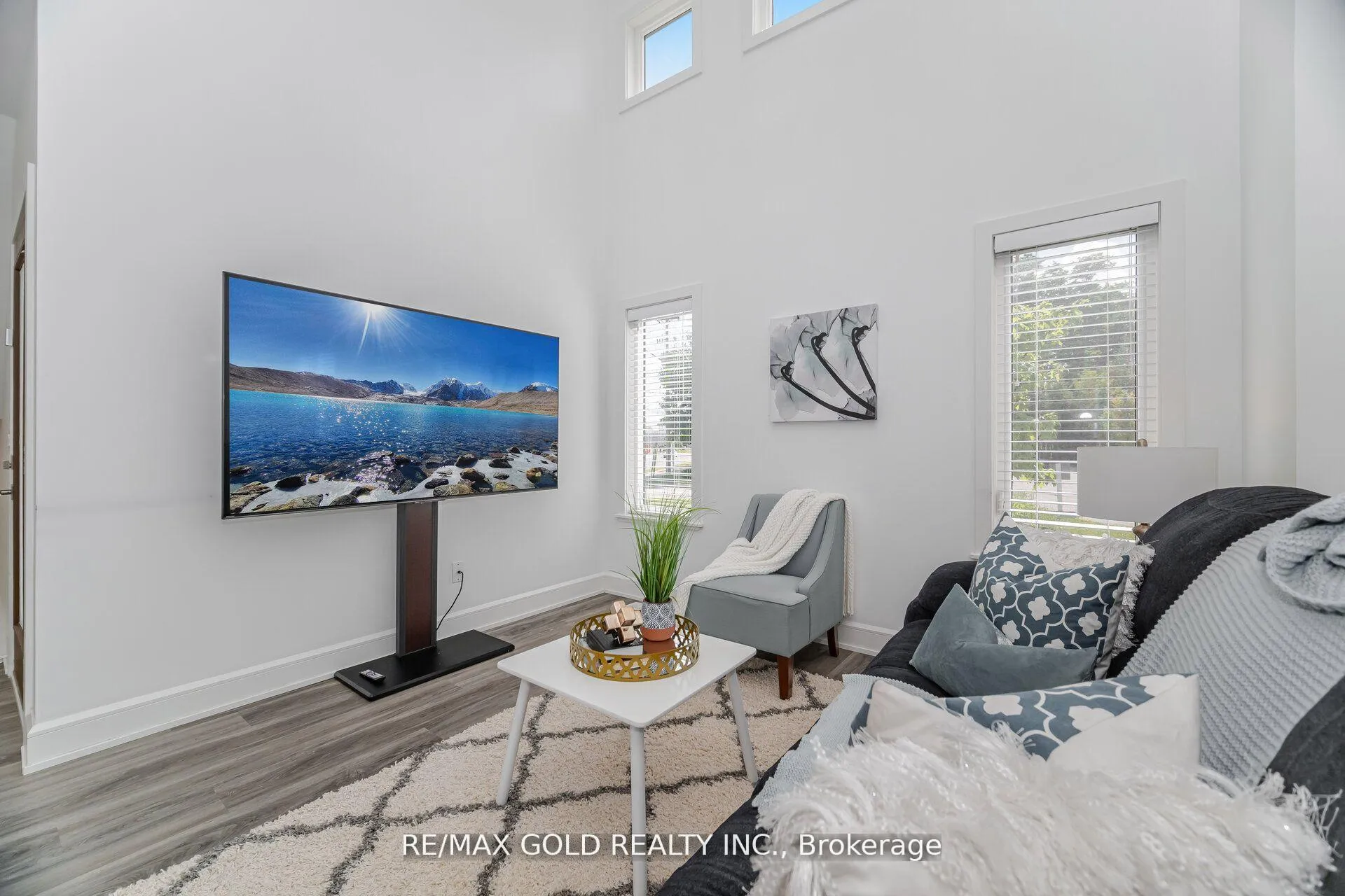 Photo 9 of Unit 1, 110 Fergus Avenue, Kitchener — HOMEH