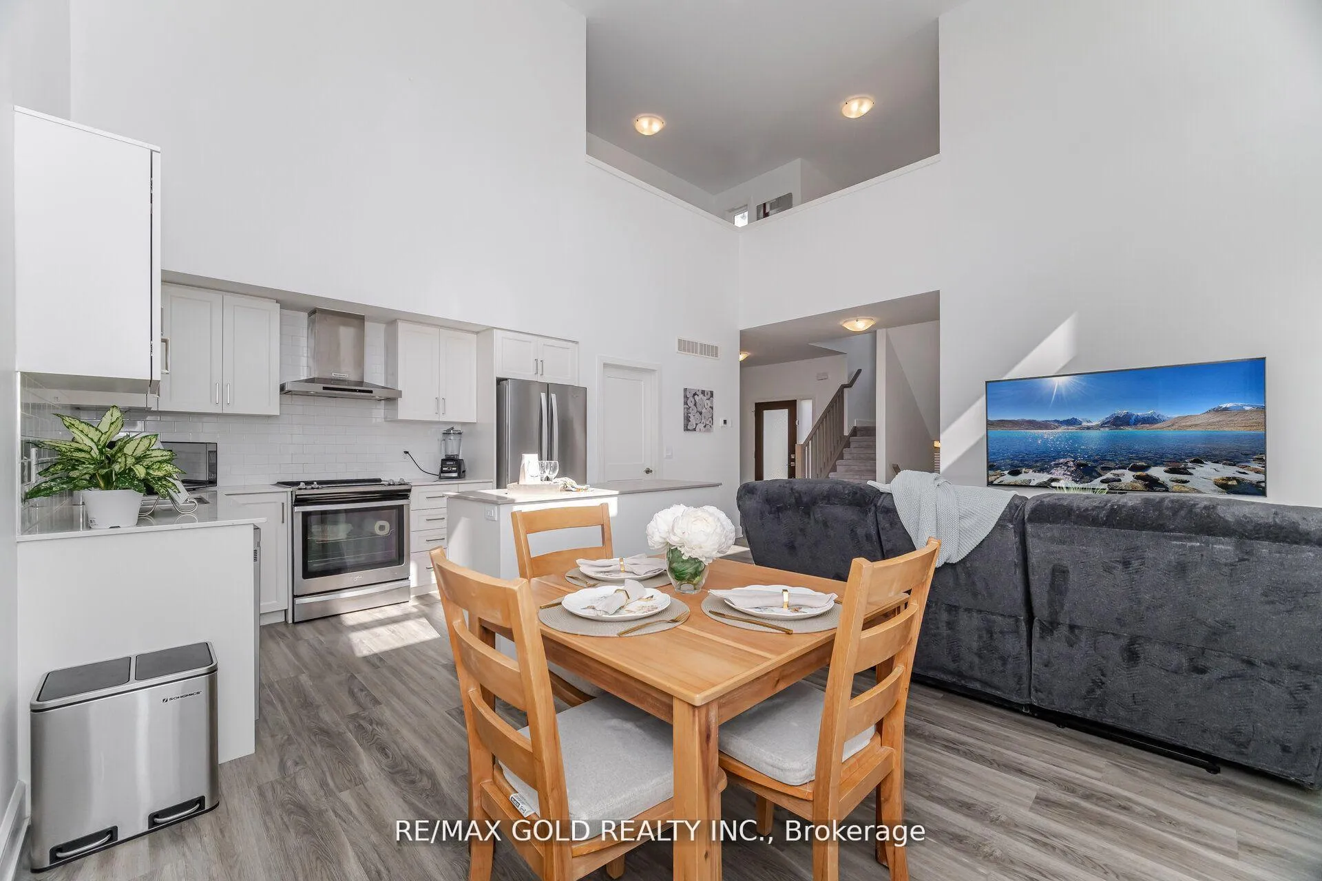 Photo 18 of Unit 1, 110 Fergus Avenue, Kitchener — HOMEH