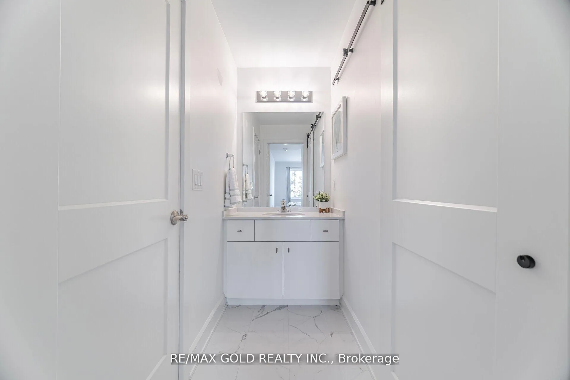 Photo 33 of Unit 1, 110 Fergus Avenue, Kitchener — HOMEH