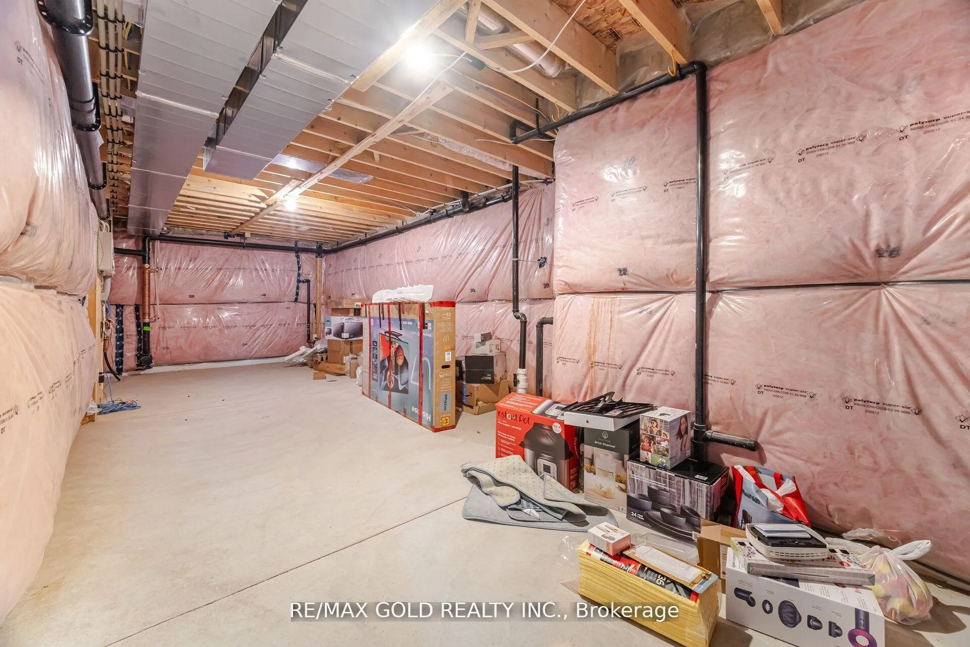 Photo 43 of Unit 1, 110 Fergus Avenue, Kitchener — HOMEH