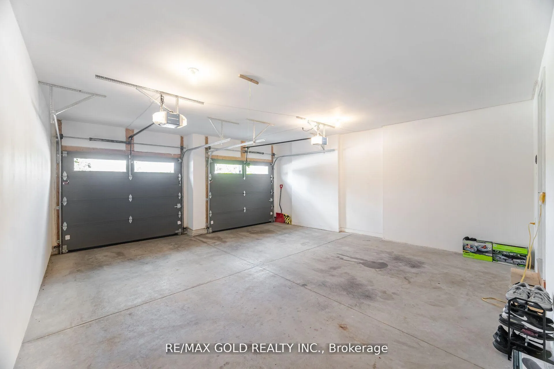 Photo 44 of Unit 1, 110 Fergus Avenue, Kitchener — HOMEH