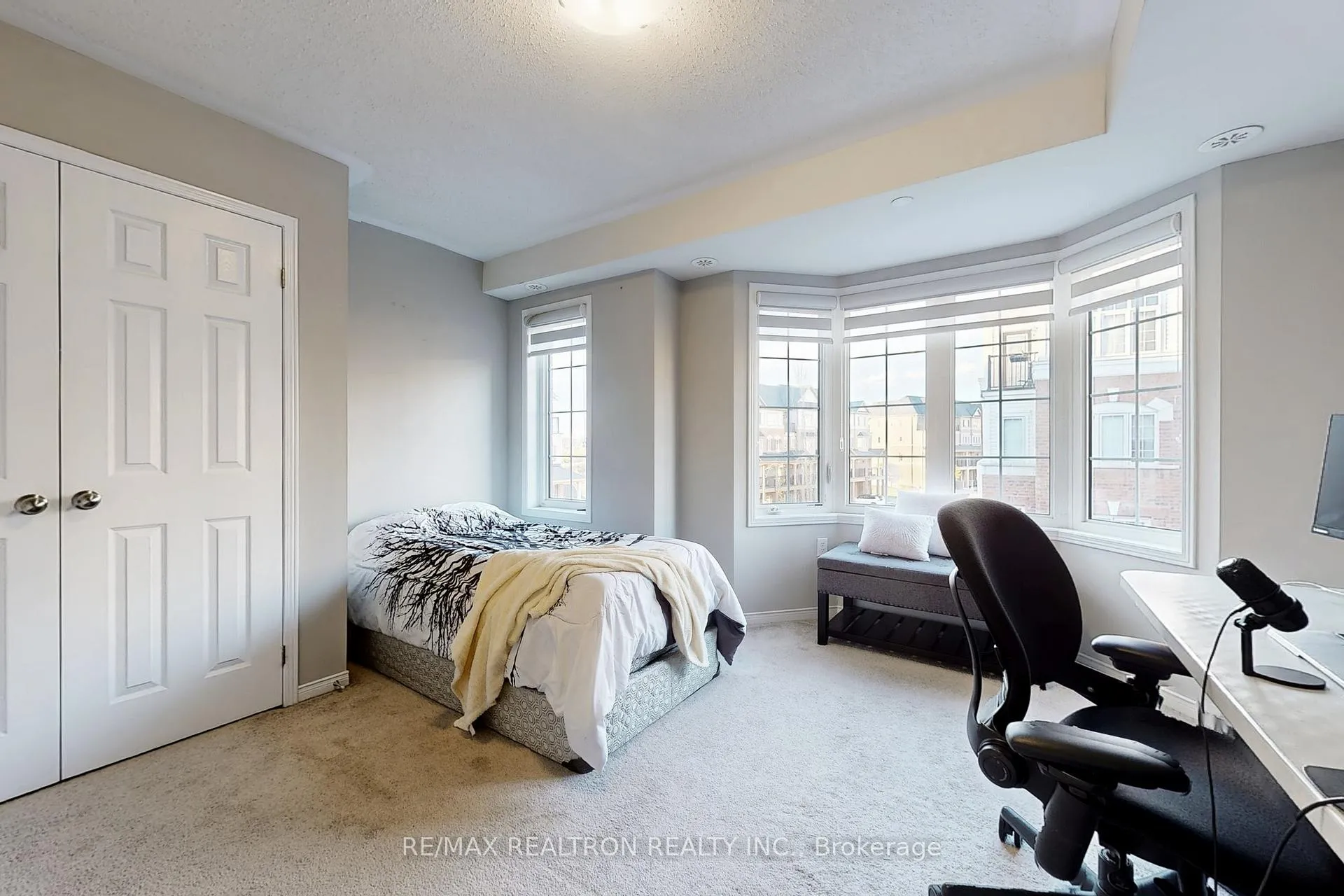Photo 16 of 49 Filly Path, Oshawa, Windfields — HOMEH