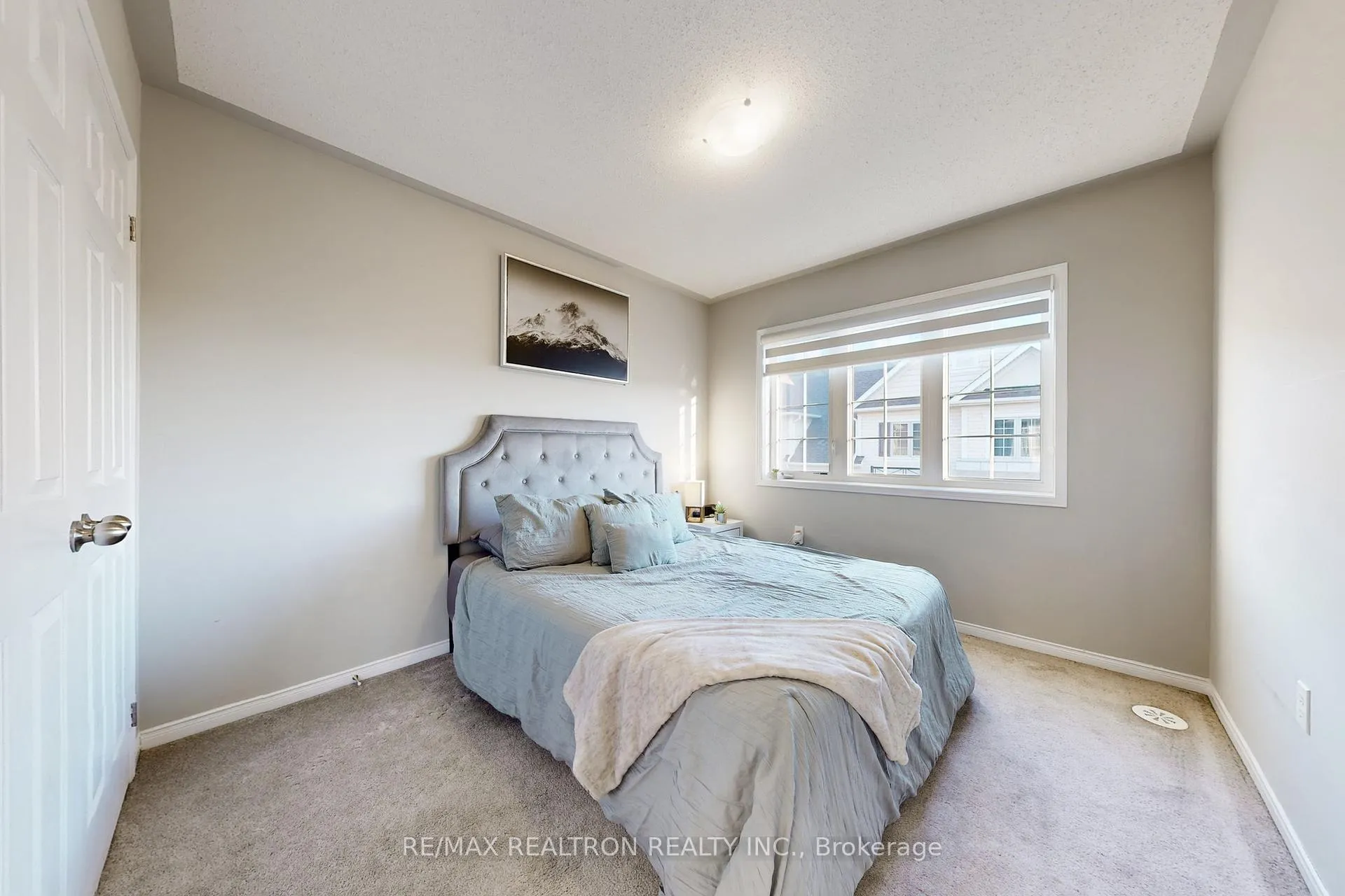 Photo 30 of 49 Filly Path, Oshawa, Windfields — HOMEH