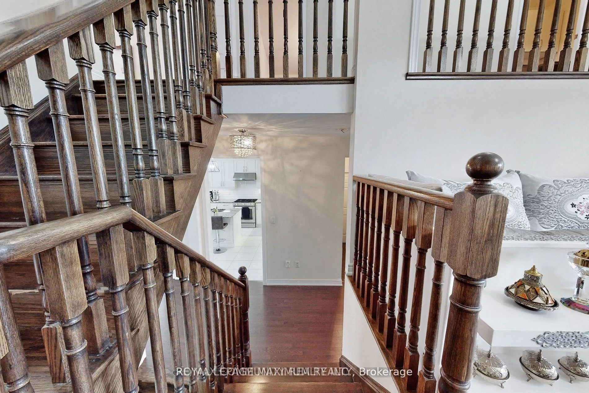 Photo 4 of 4 Flay Court, Innisfil, Cookstown — HOMEH