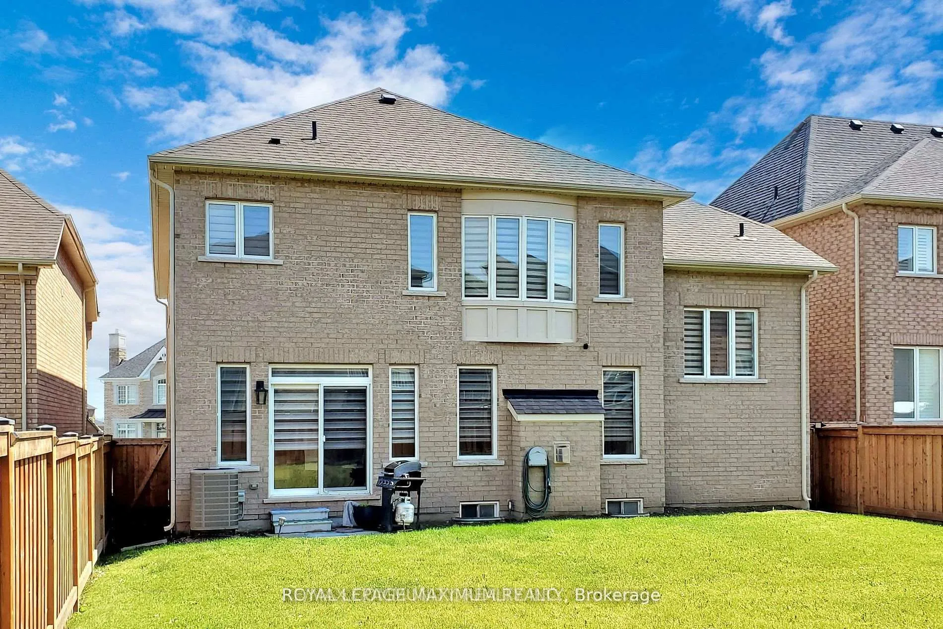 Photo 12 of 4 Flay Court, Innisfil, Cookstown — HOMEH