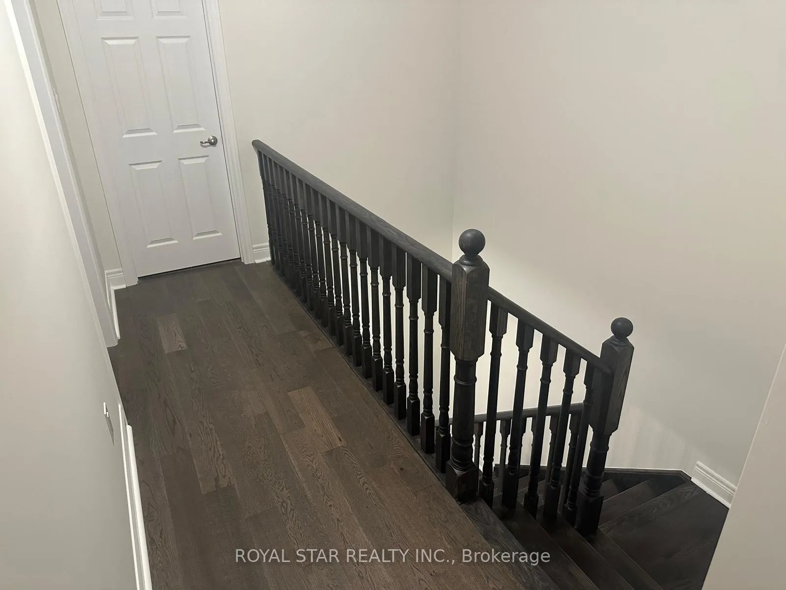 Photo 5 of 42 Keyworth Crescent, Brampton, Sandringham-Wellington North — HOMEH