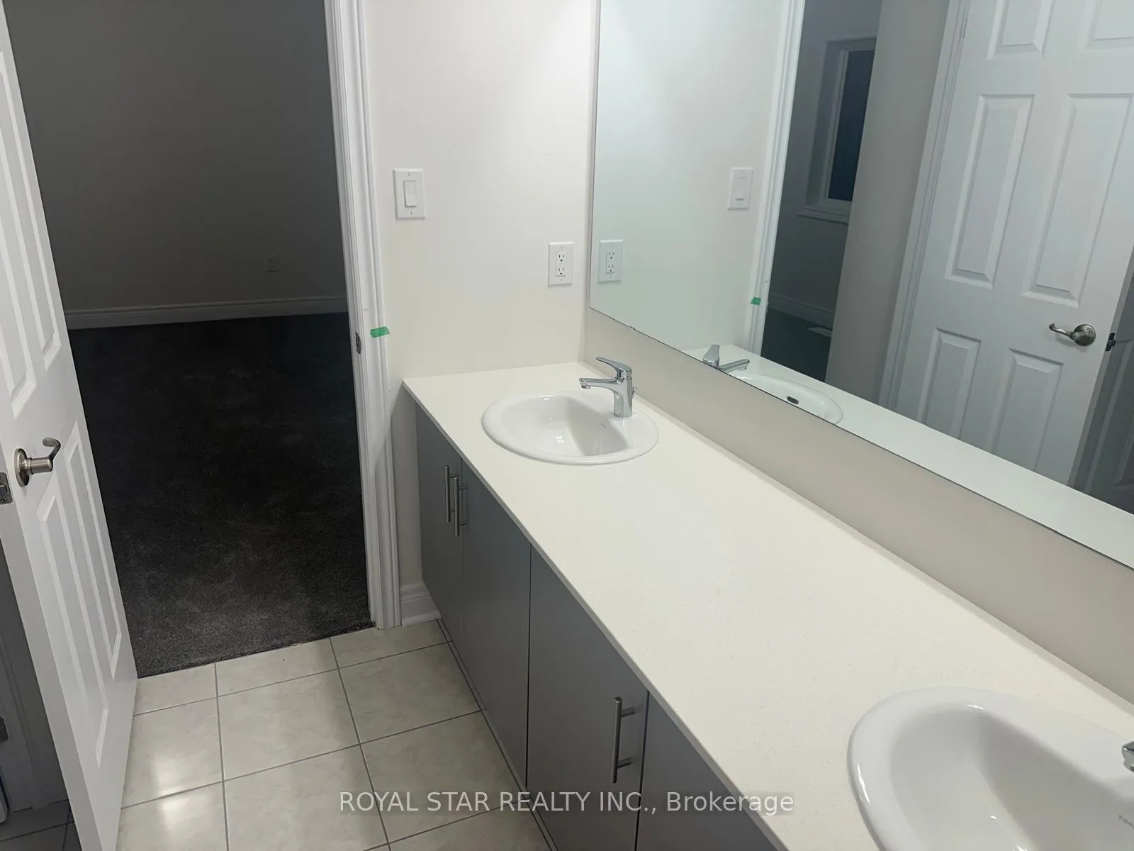 Photo 13 of 42 Keyworth Crescent, Brampton, Sandringham-Wellington North — HOMEH