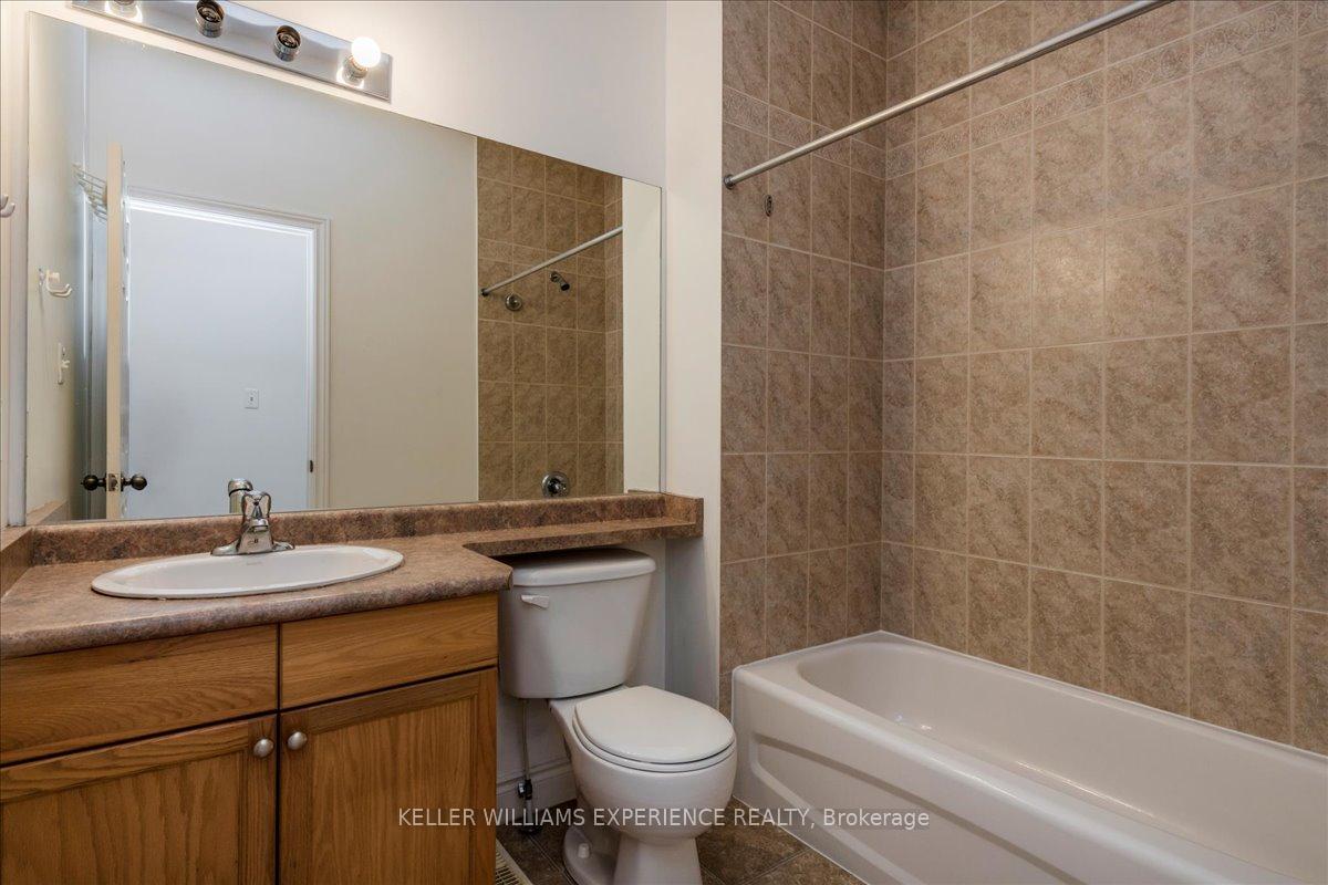 Photo 21 of 33 Primrose Crescent, Barrie, Ardagh — HOMEH