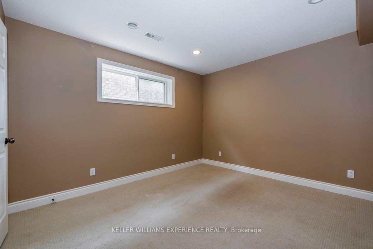 Photo 34 of 33 Primrose Crescent, Barrie, Ardagh — HOMEH