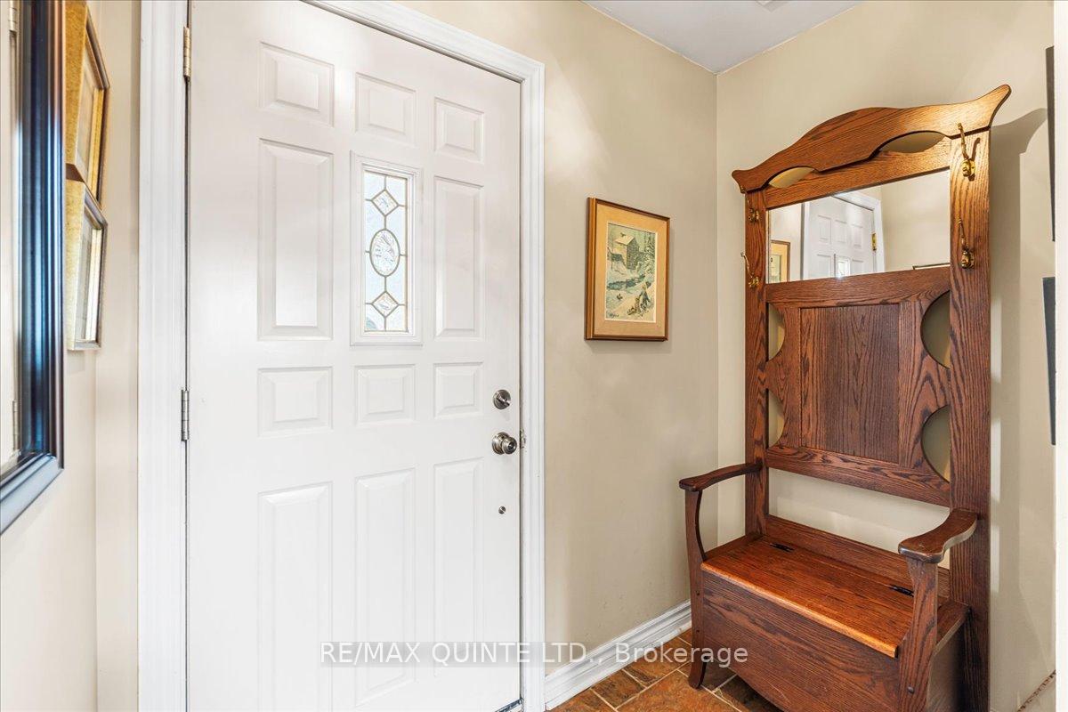 Photo 5 of 48 Maitland Drive, Belleville, Thurlow Ward — HOMEH