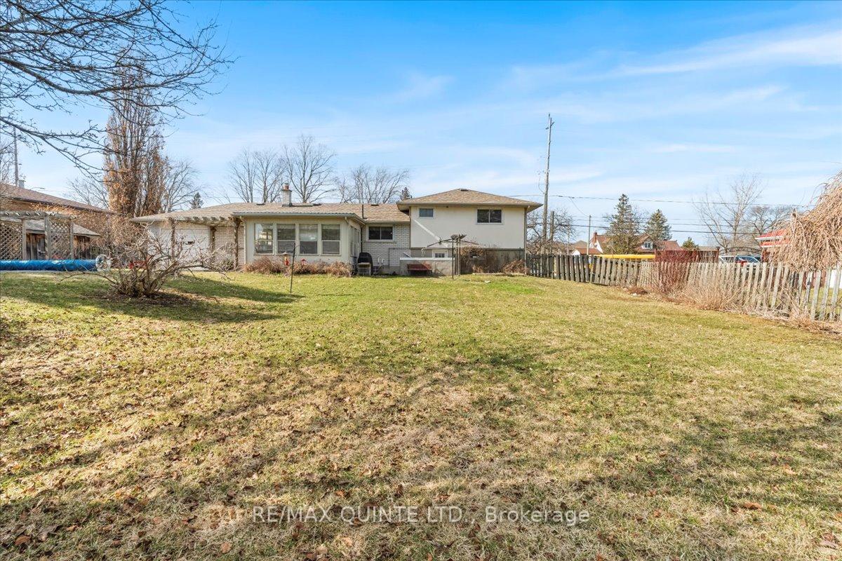 Photo 39 of 48 Maitland Drive, Belleville, Thurlow Ward — HOMEH