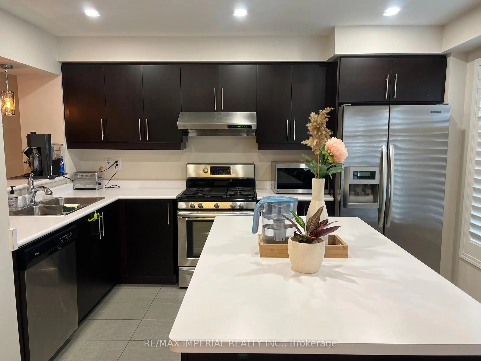 Photo 7 of 1871 Liatris Drive, Pickering, Duffin Heights — HOMEH