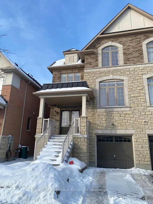 Photo 1 of 16 Living Crescent, Markham, Victoria Square — HOMEH