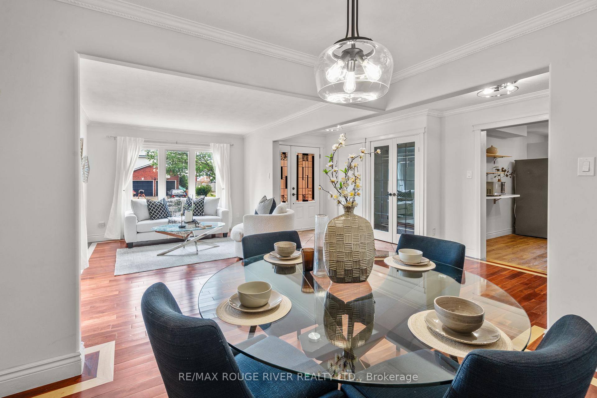 Photo 9 of 41 Peachtree Crescent, Clarington, Bowmanville — HOMEH