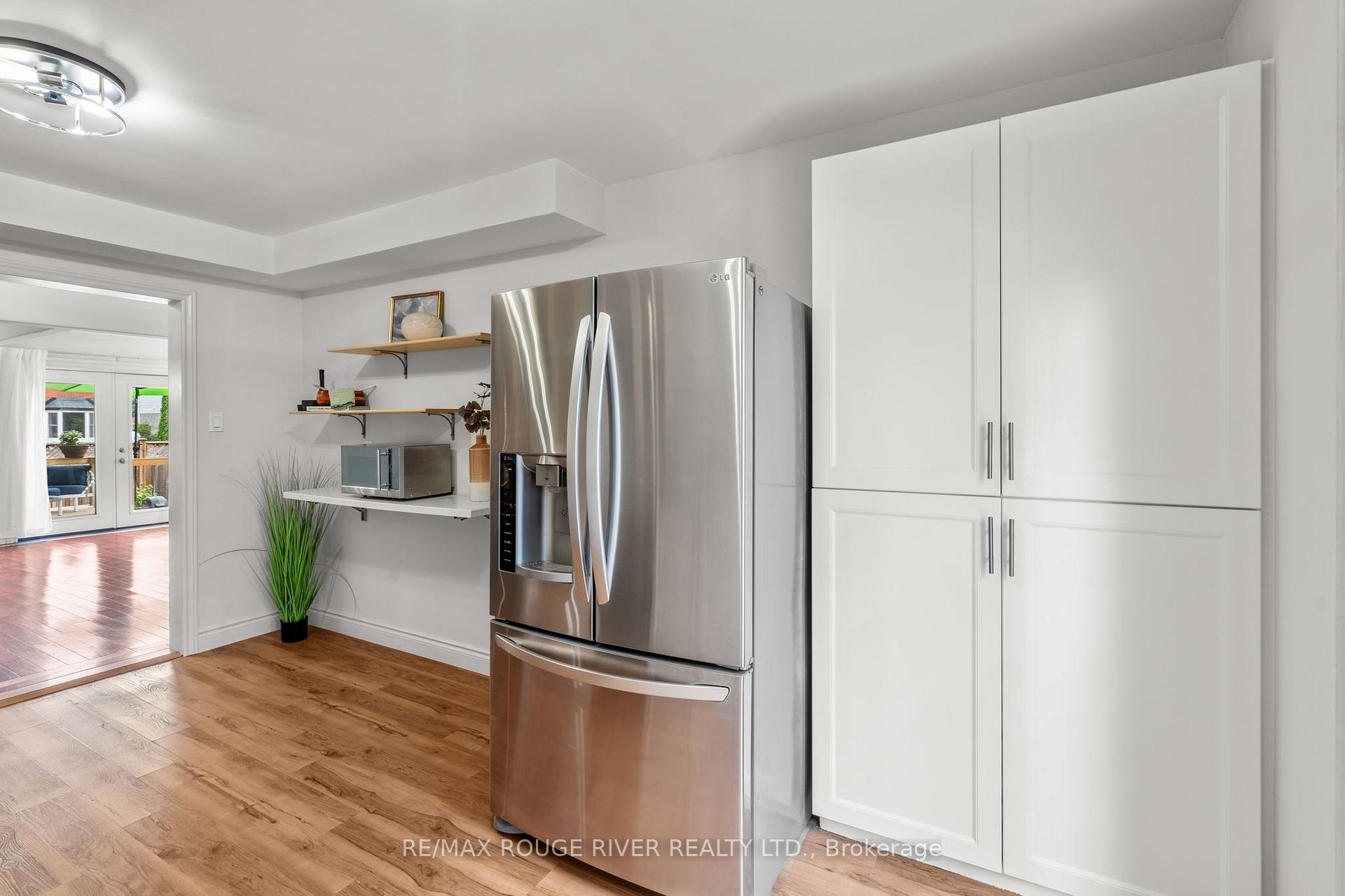 Photo 11 of 41 Peachtree Crescent, Clarington, Bowmanville — HOMEH