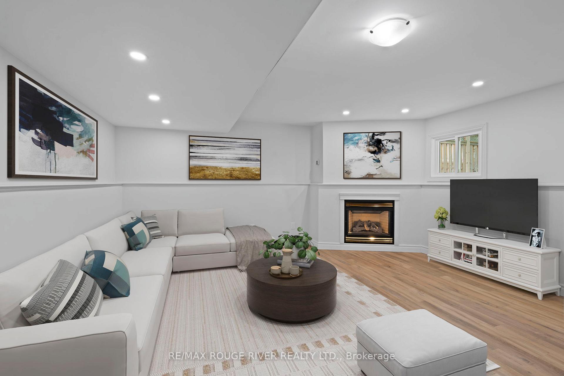 Photo 24 of 41 Peachtree Crescent, Clarington, Bowmanville — HOMEH